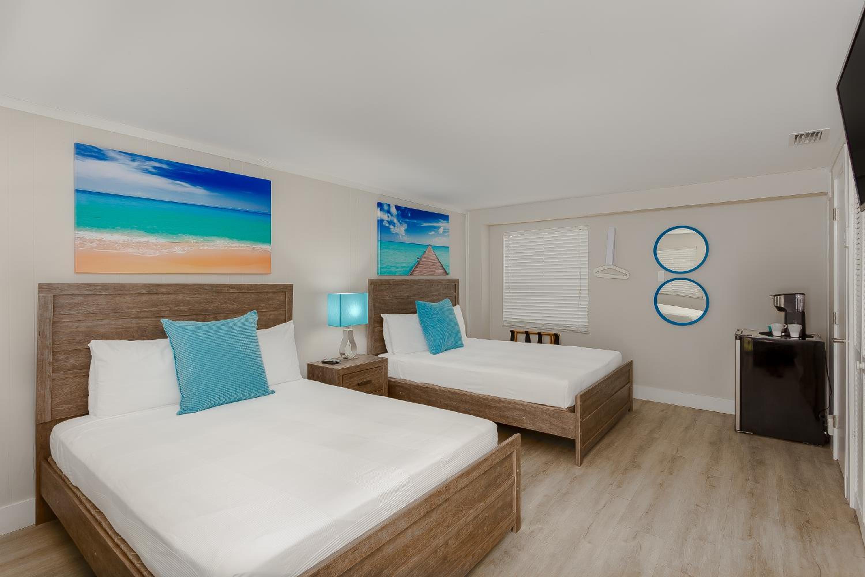 Standard Queen Room with Two Queen Beds