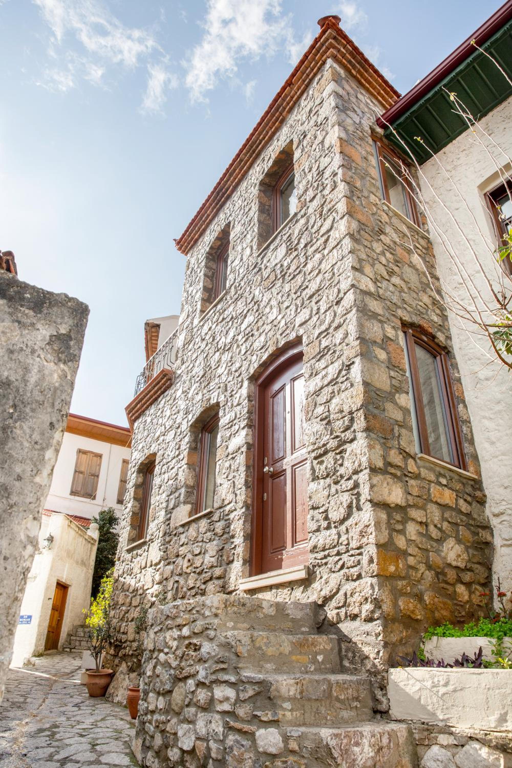 Villa with Sea View - Photo 18