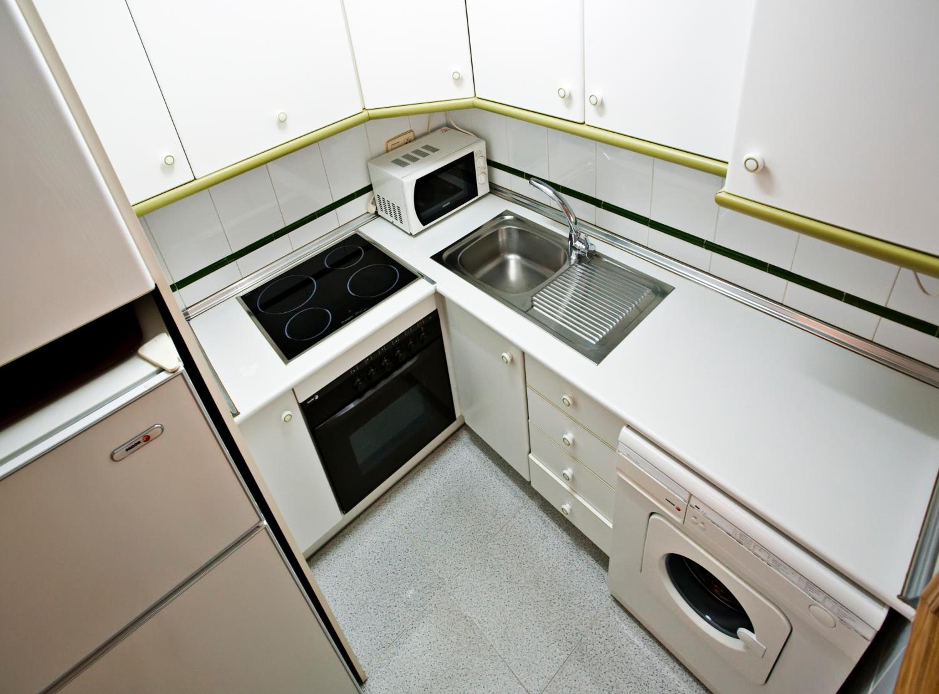 1-Bedroom Apartment photo 2