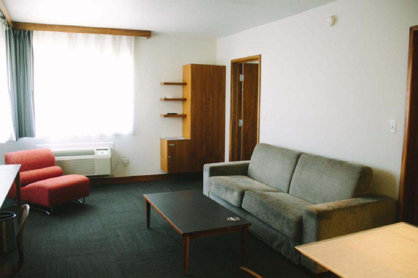 Queen Suite photo 3