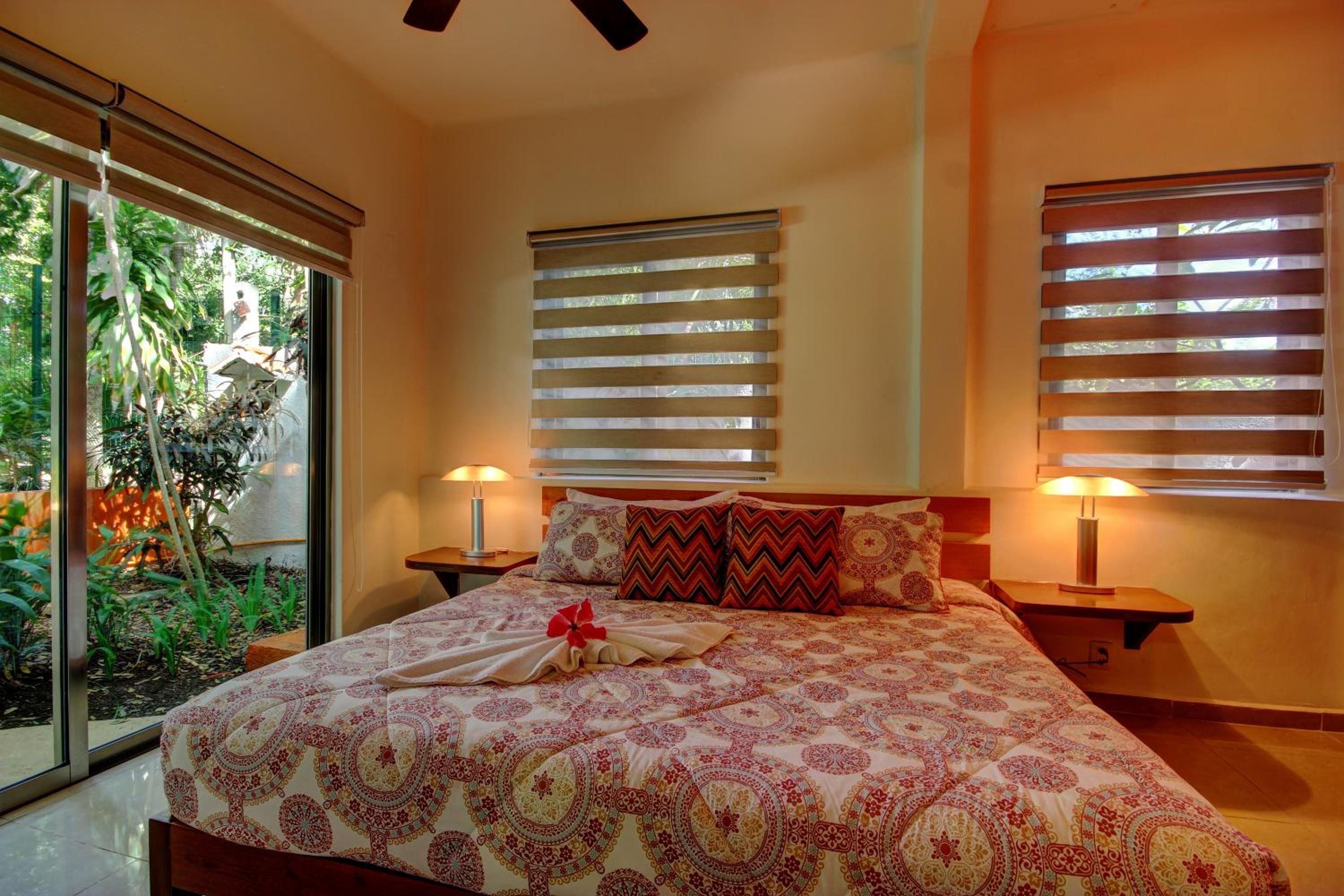 Riviera Four-Bedroom Villa photo 3