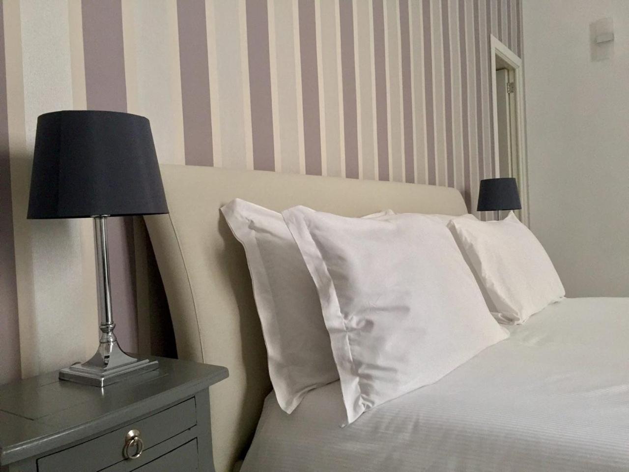 Classic Quadruple Room