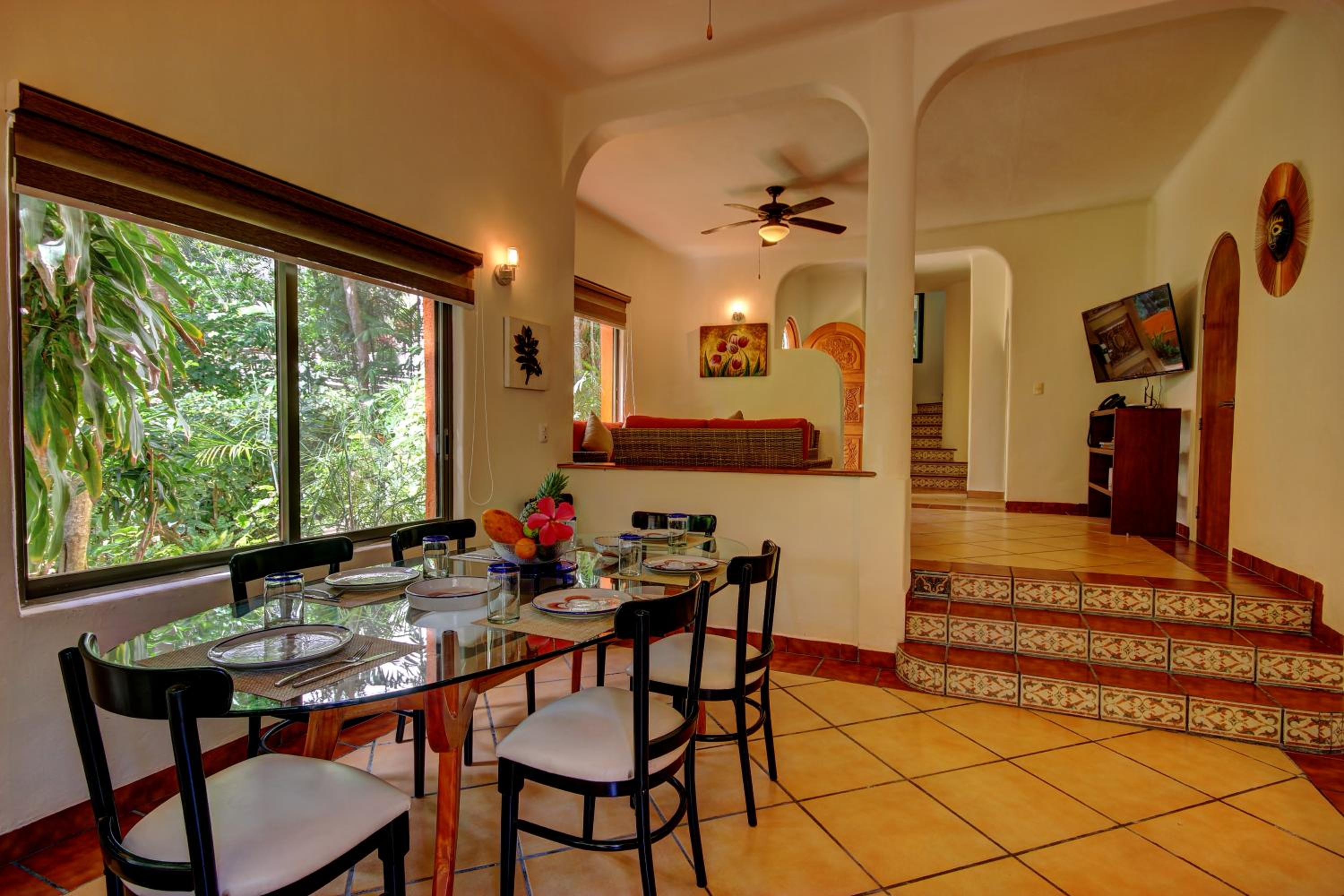 Riviera Four-Bedroom Villa photo 2