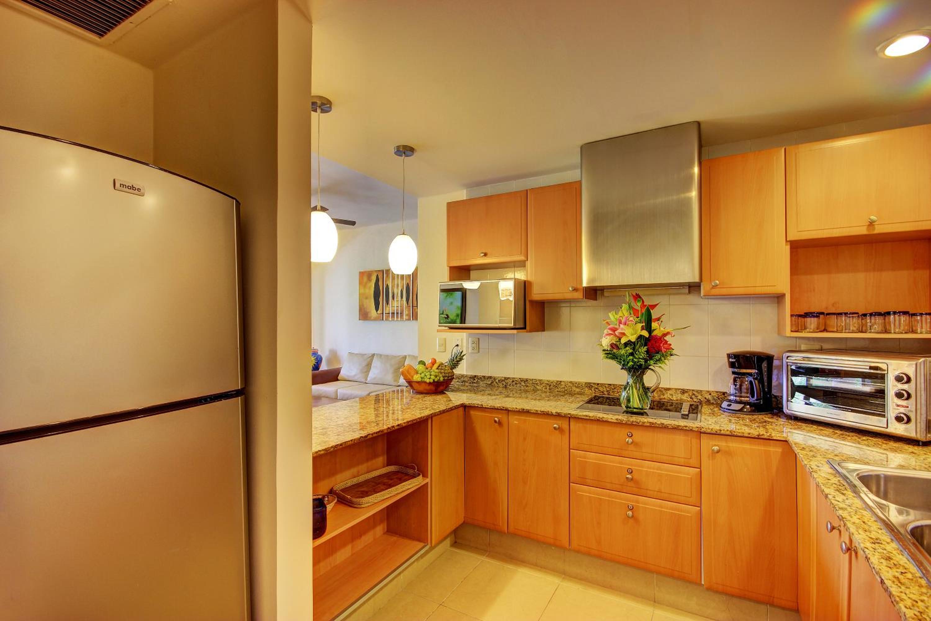 Riviera Three-Bedroom Apartment  - Photo 14