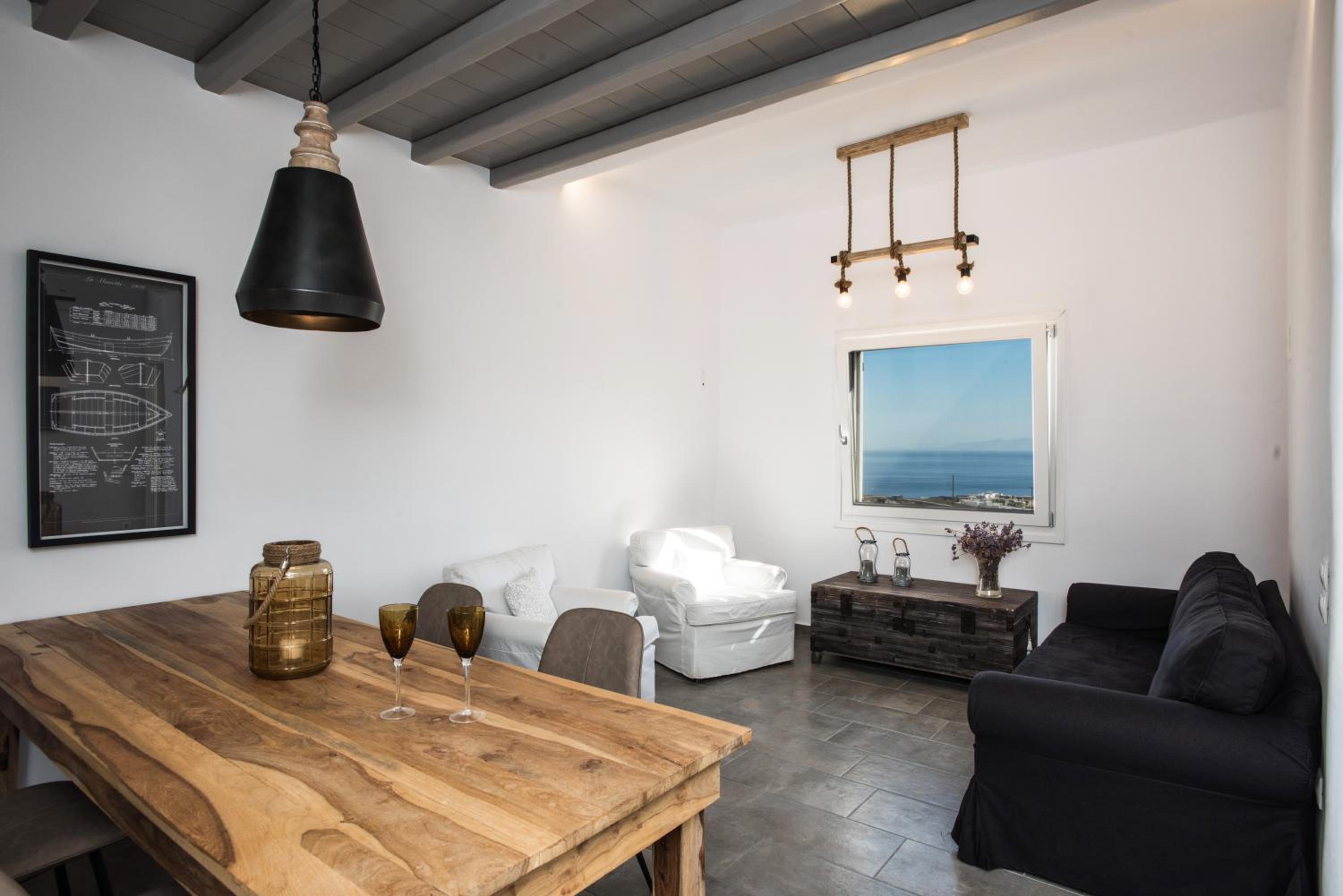 Apartment With Sea View