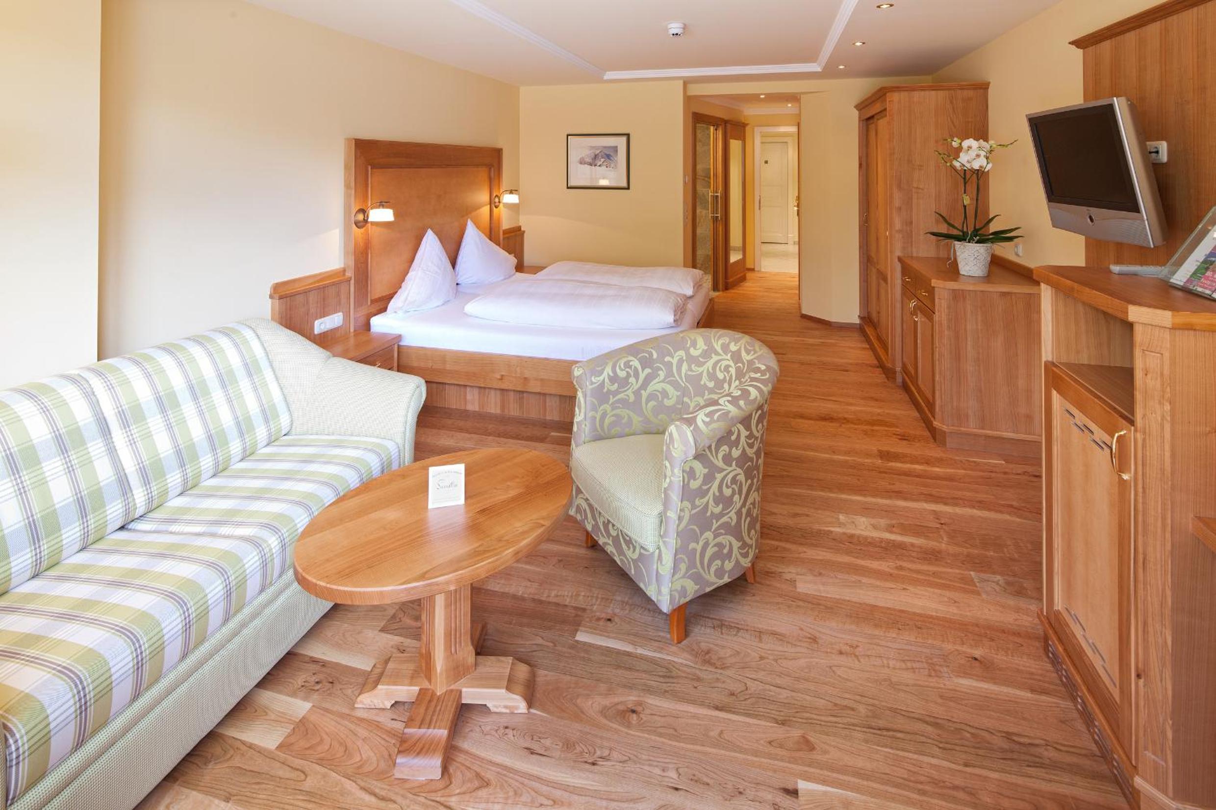 Superior Double Room with Mountain View