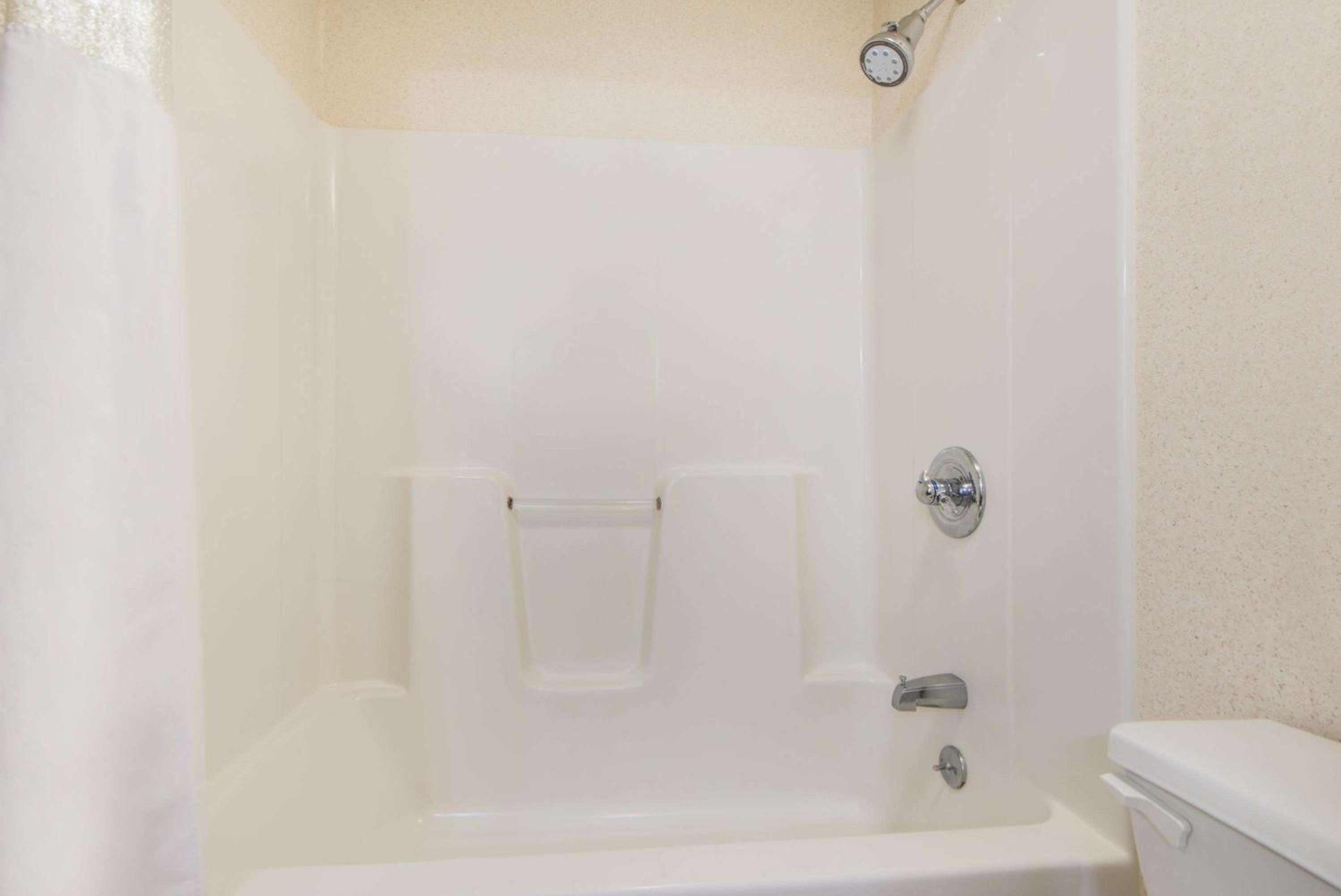 Superior King Studio Suite - Non-Smoking - Photo 6