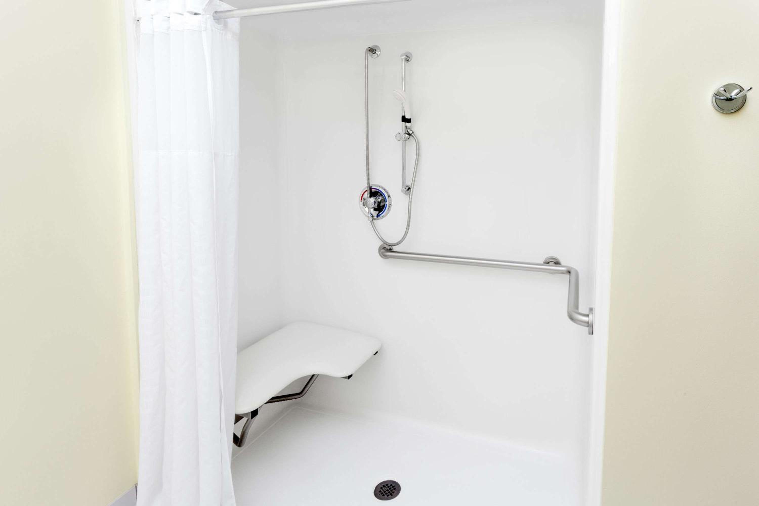 King Studio Suite - Mobility Access/Non-Smoking - Photo 9