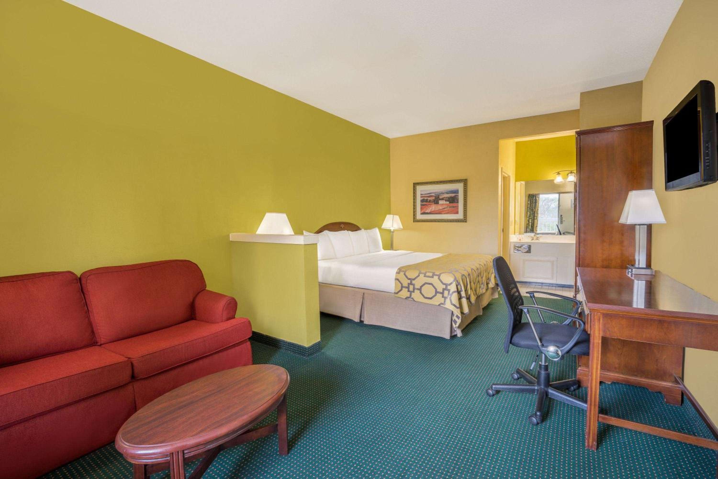 King Room - Non-Smoking photo 1