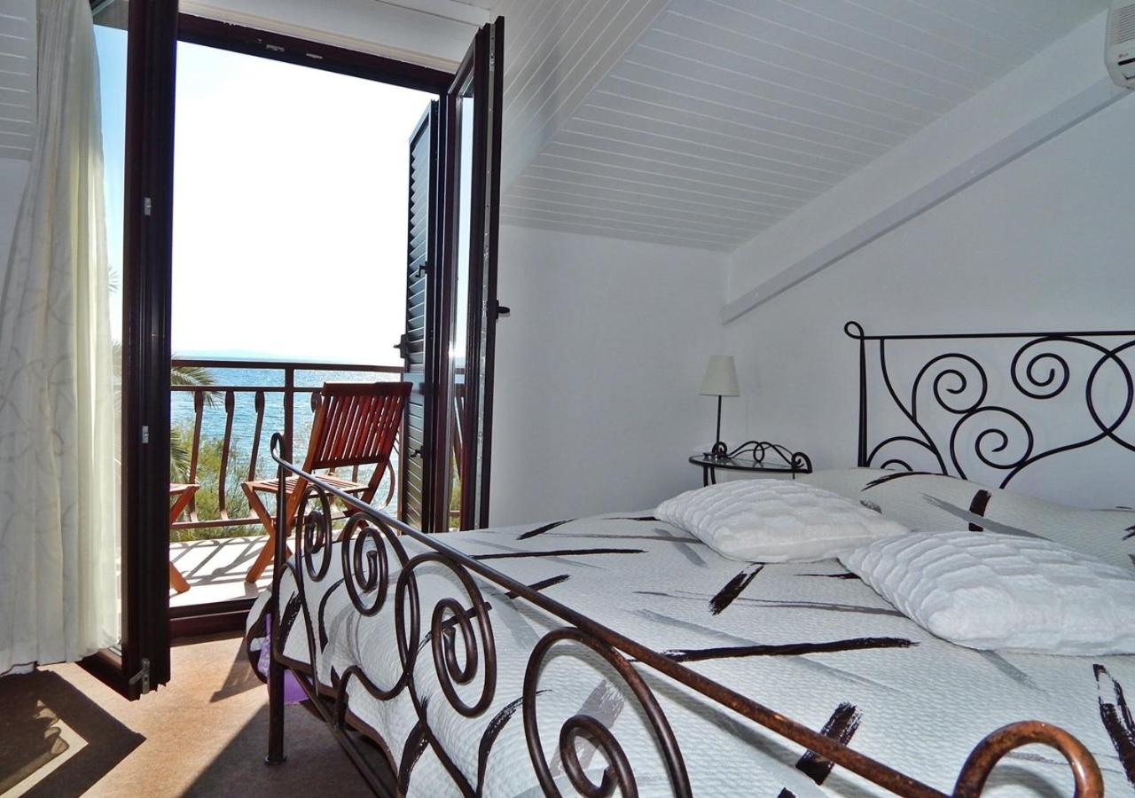 Triple Room With Balcony And Sea View