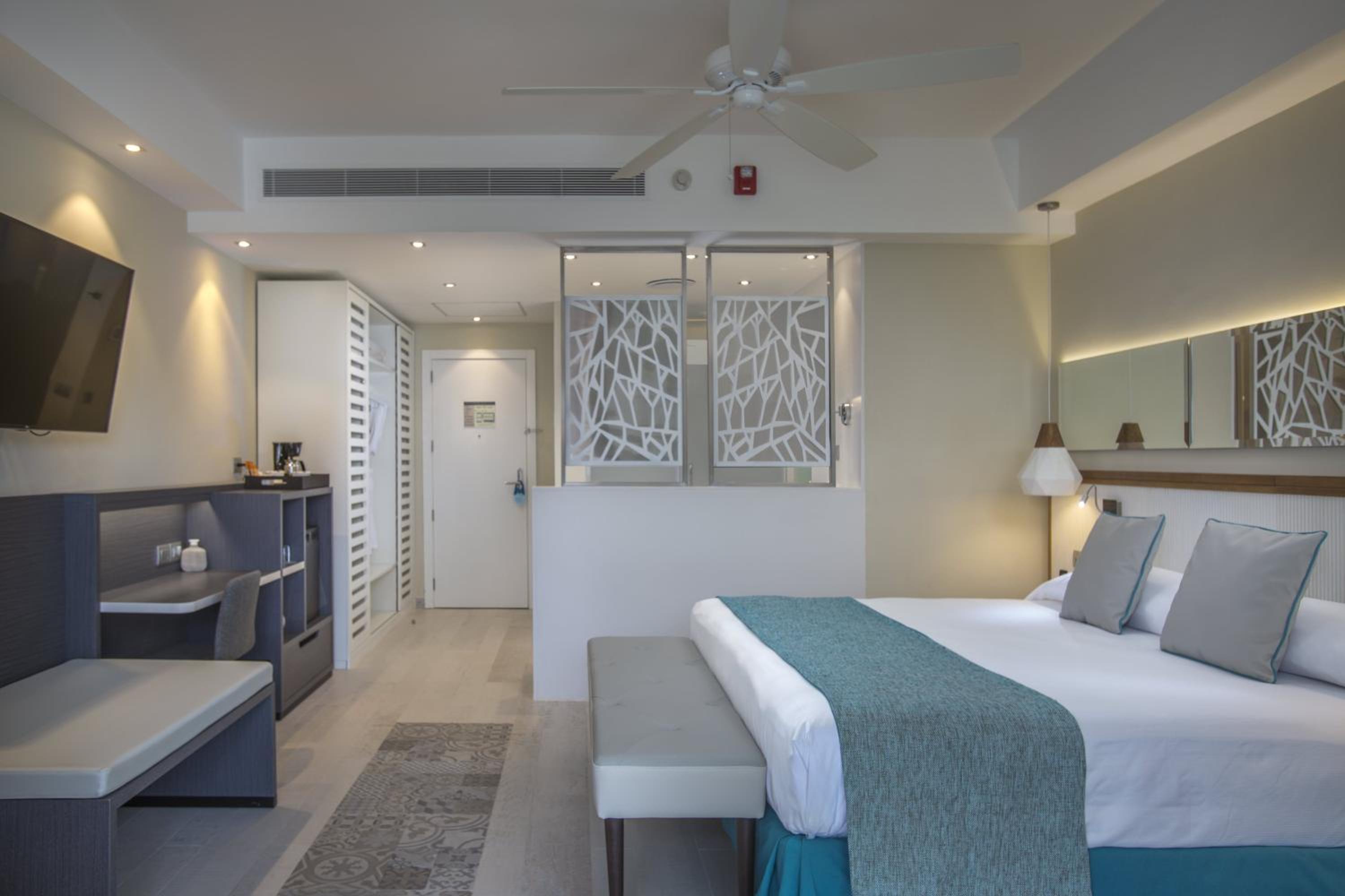 Superior Junior Suite