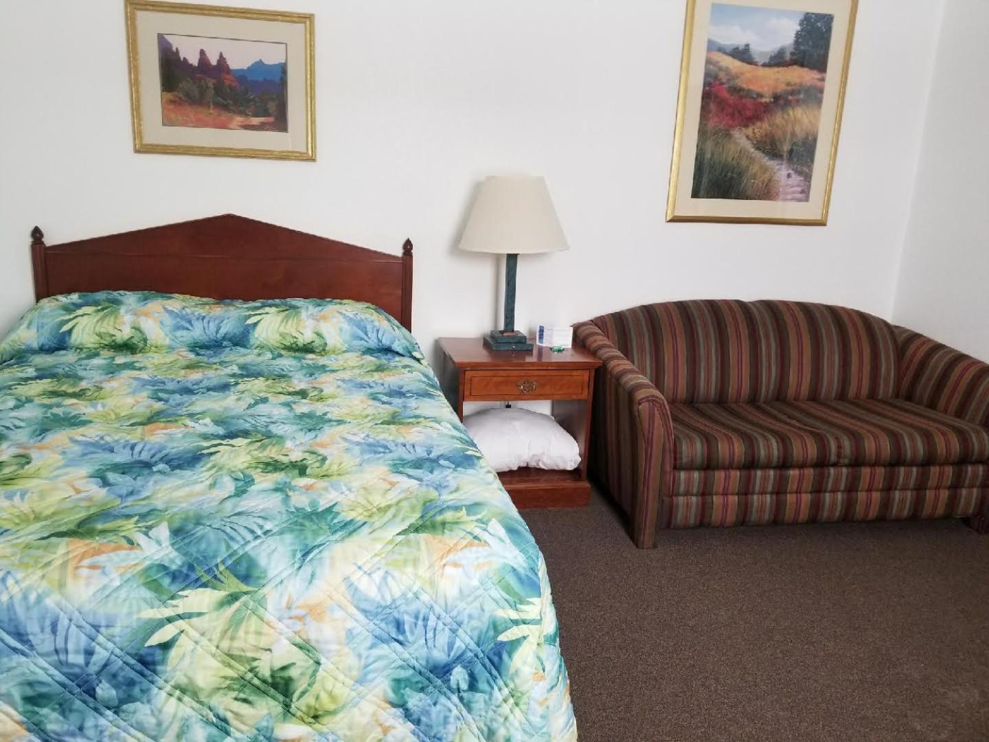 Queen Room photo 3