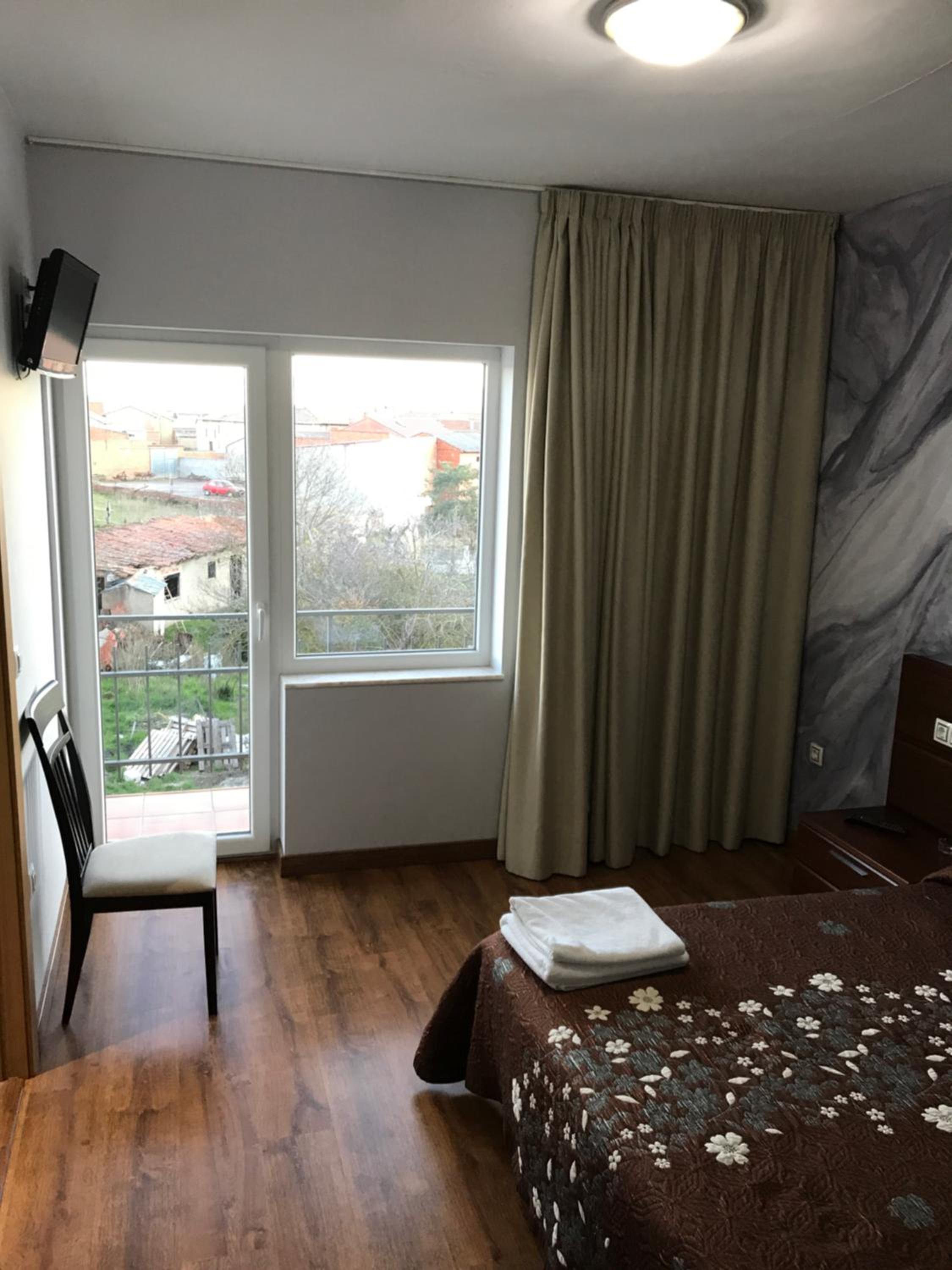 Double or Twin Room photo 3