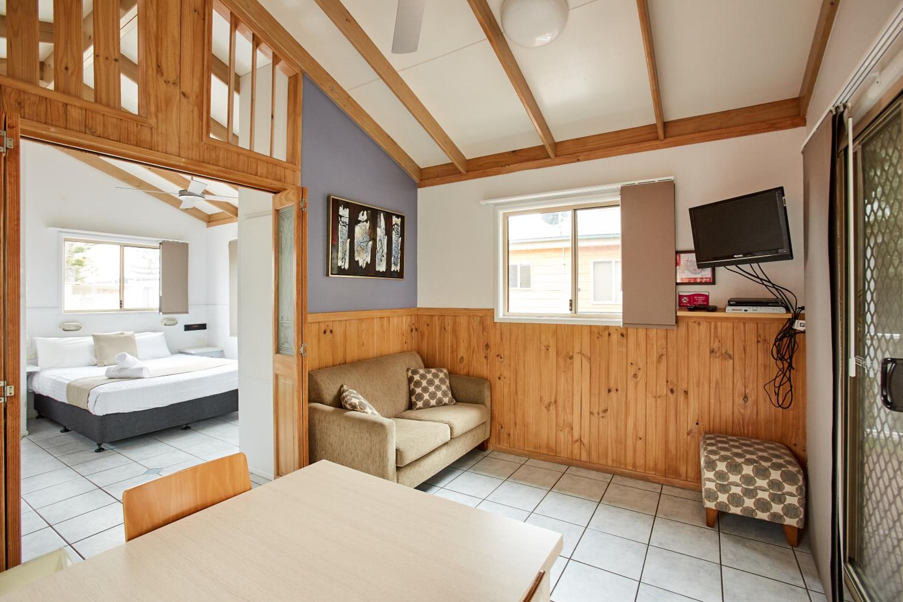 Sandpiper One Bedroom Cabin photo 1
