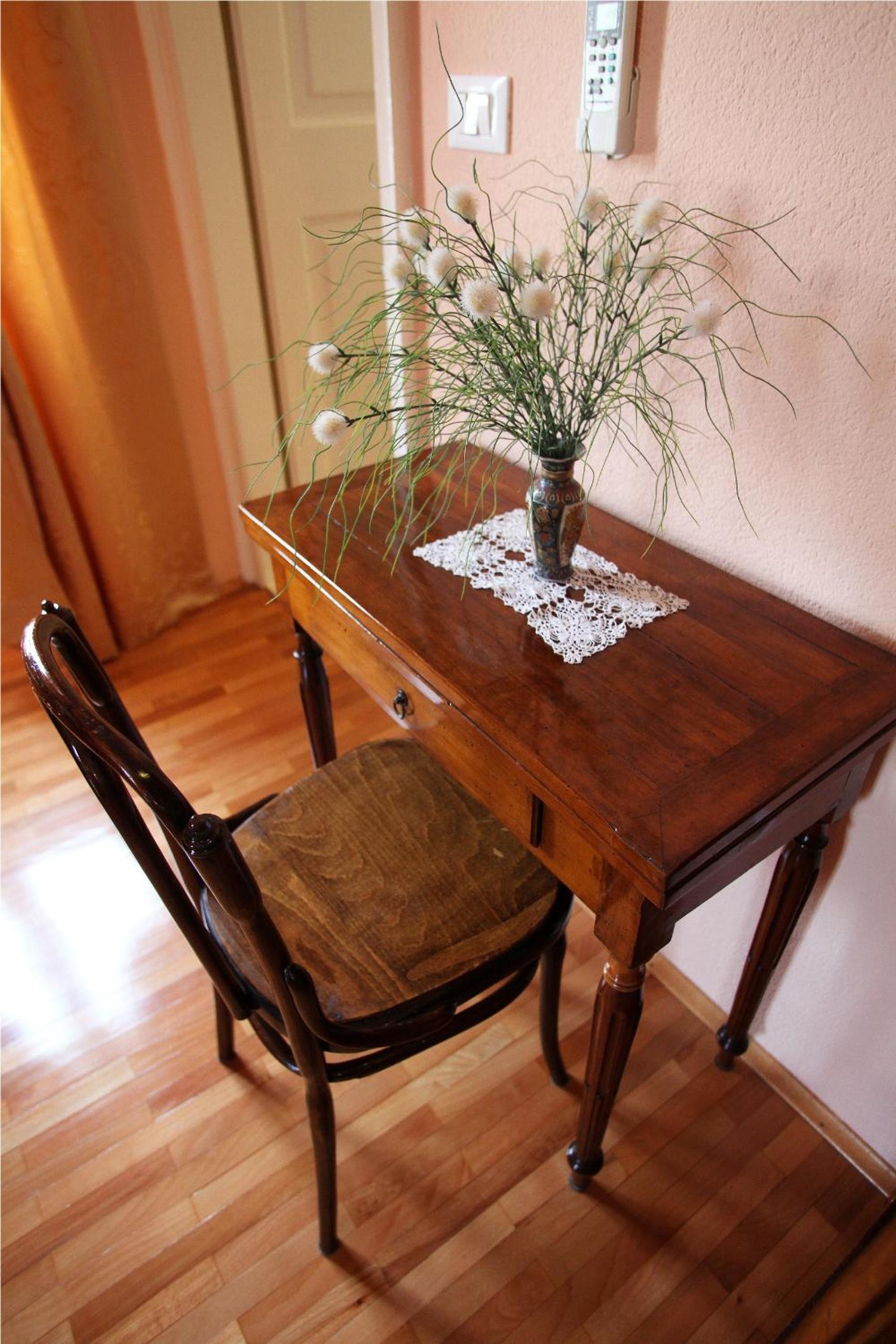Double Room with City View - Photo 18