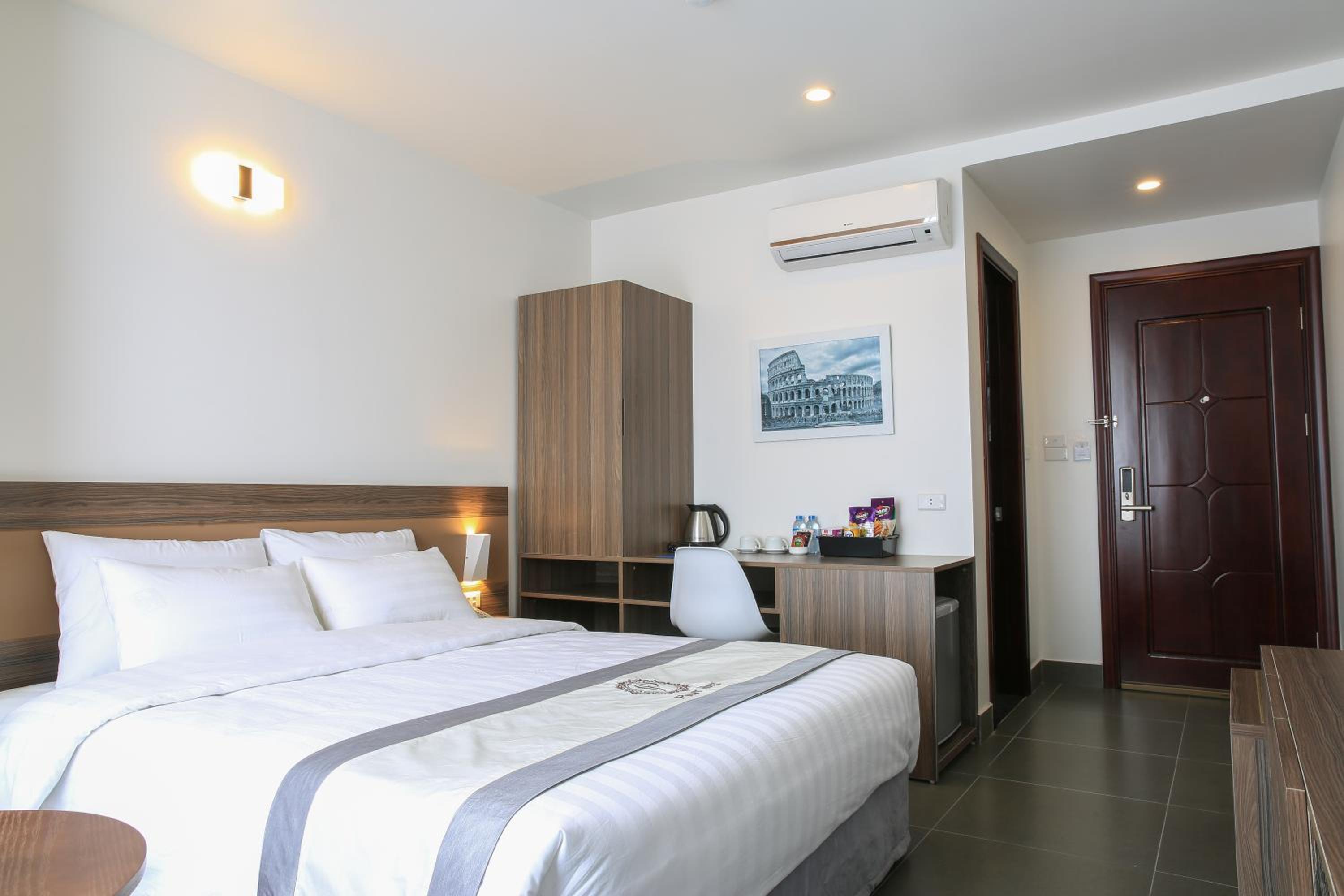 Deluxe Double Room - Photo 15