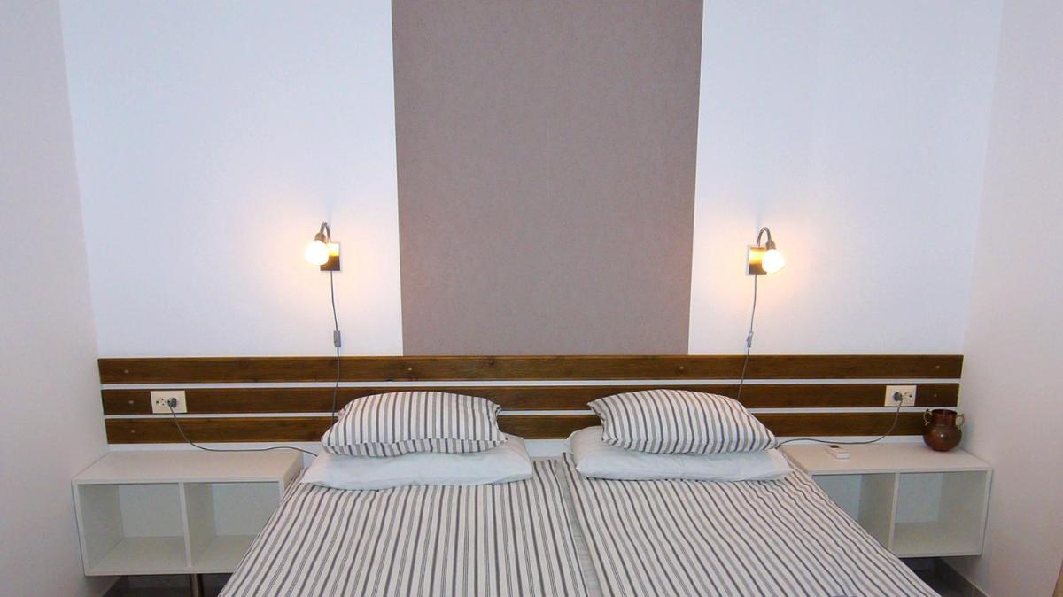 One-Bedroom Apartment with Sea View photo 2