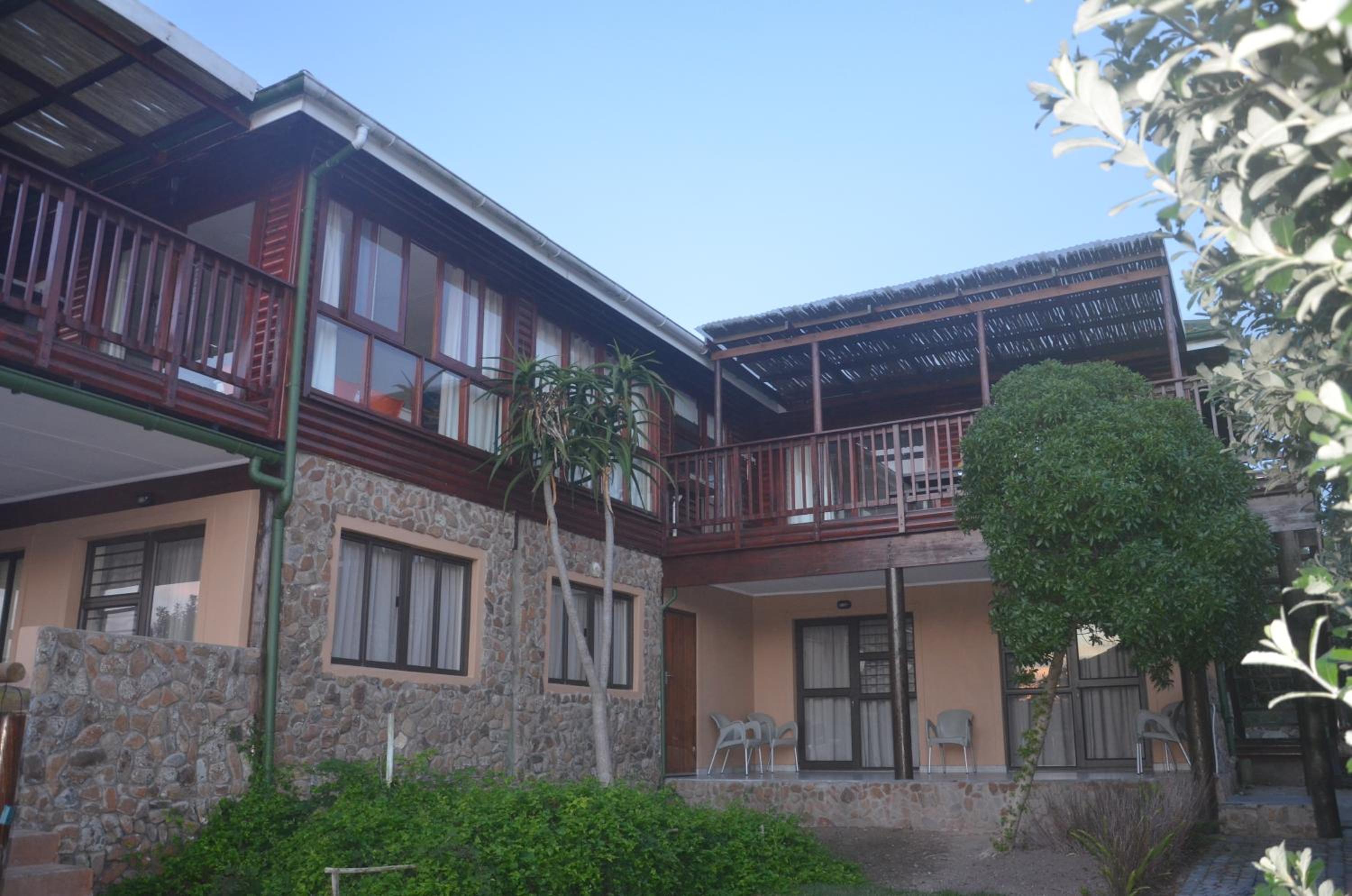 Apartment with Sea View - Photo 3