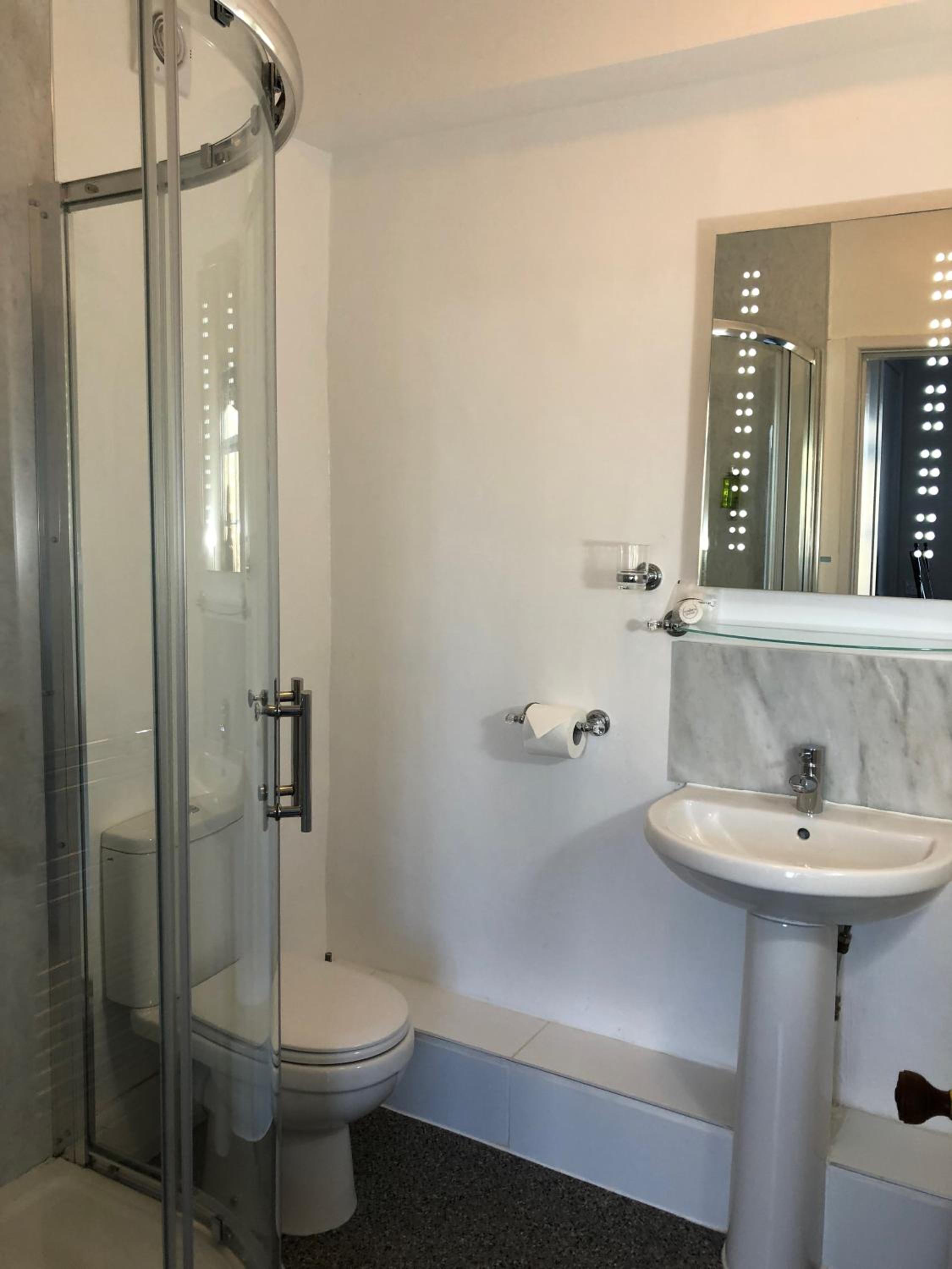 Superior Double or Twin Room photo 3