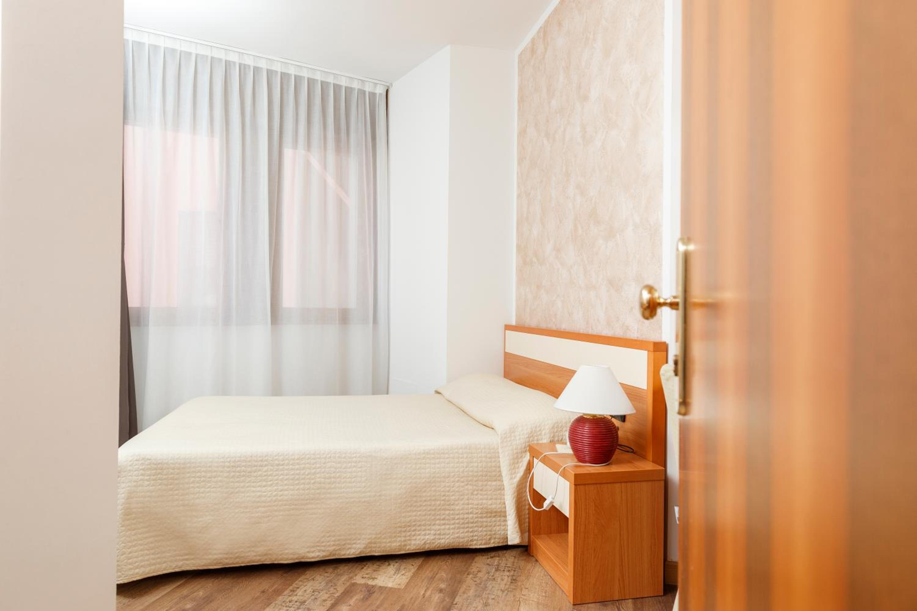 Single Room photo 3
