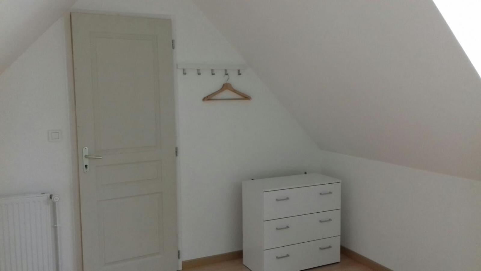 Two-Bedroom House - Photo 4