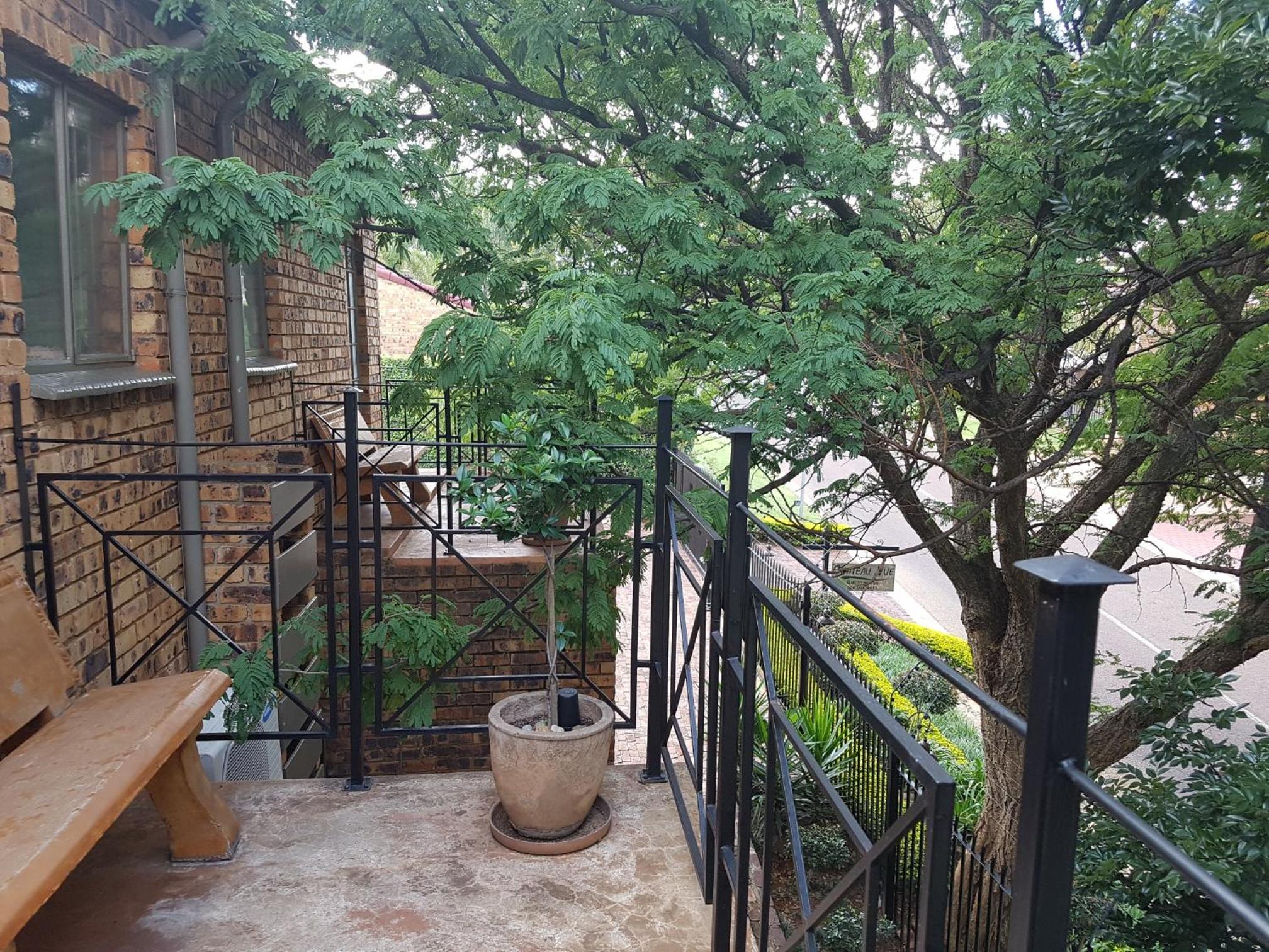 Deluxe Double or Twin Room with Balcony photo 2
