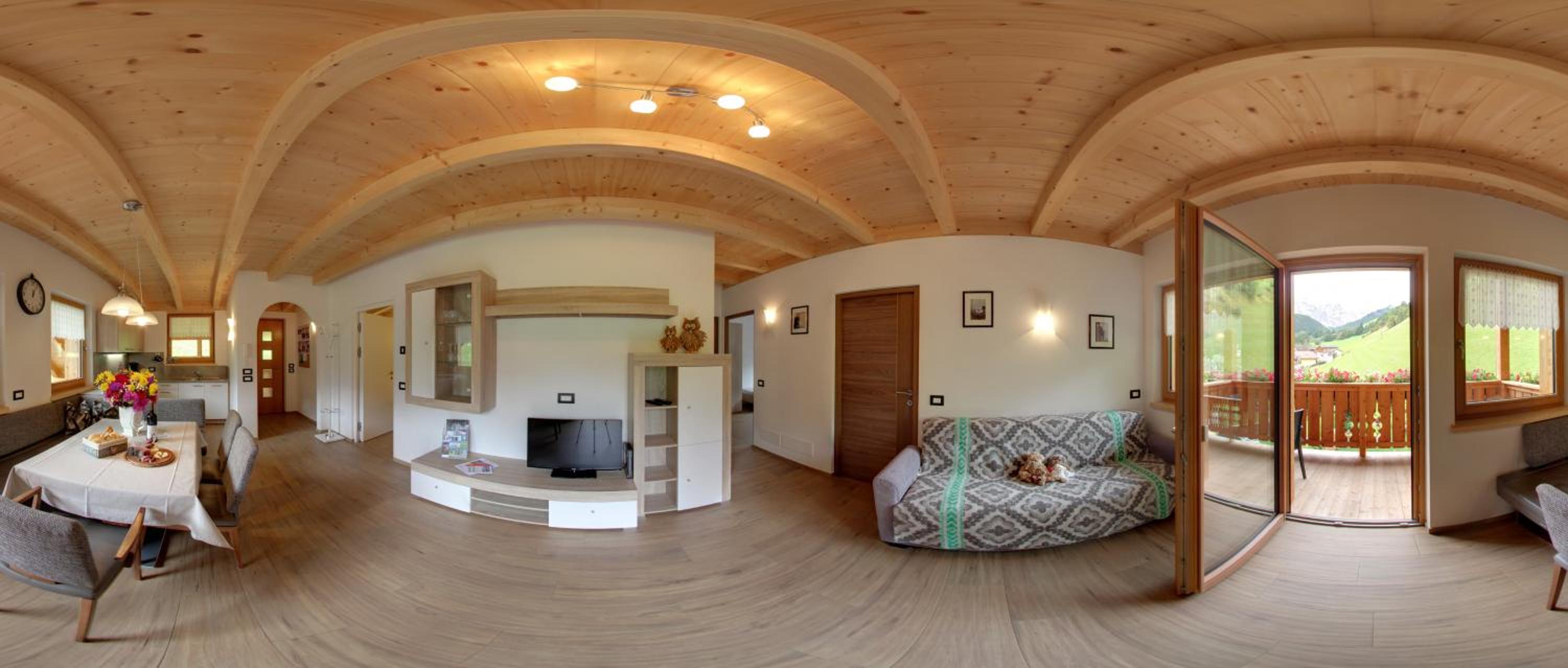 Apartment with Mountain View photo 1