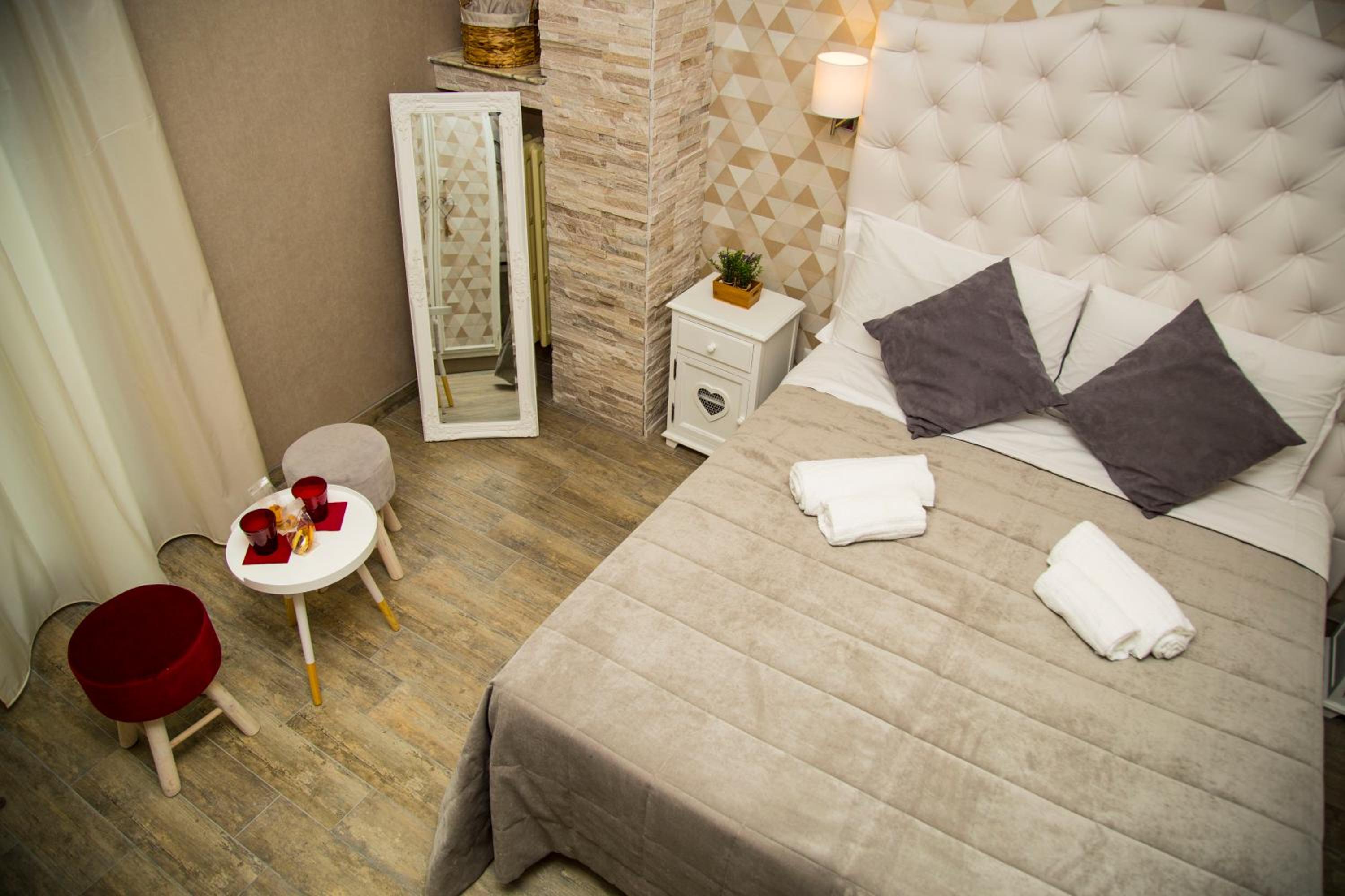 Double or Twin Room photo 2