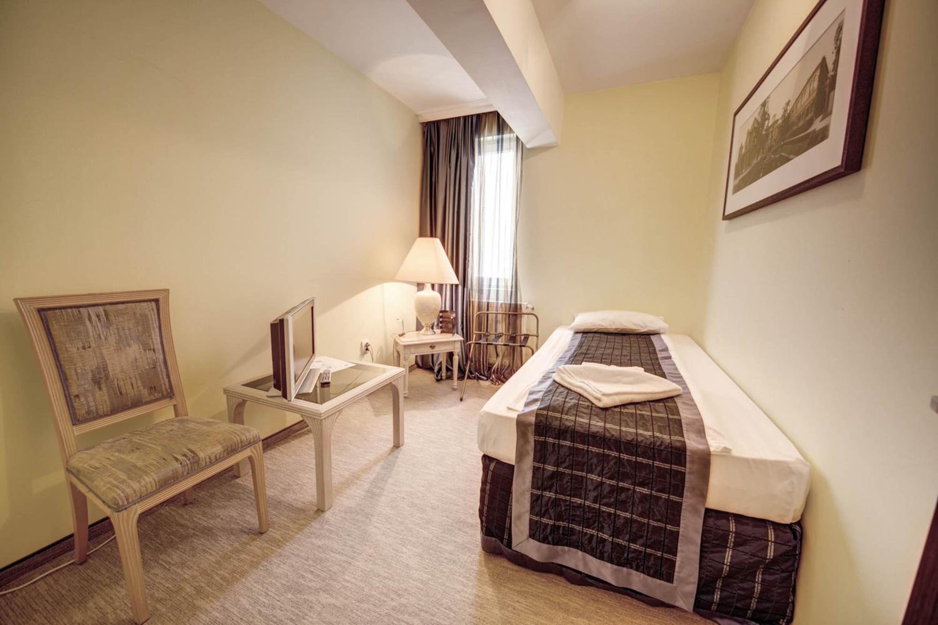 Suite - Photo 4