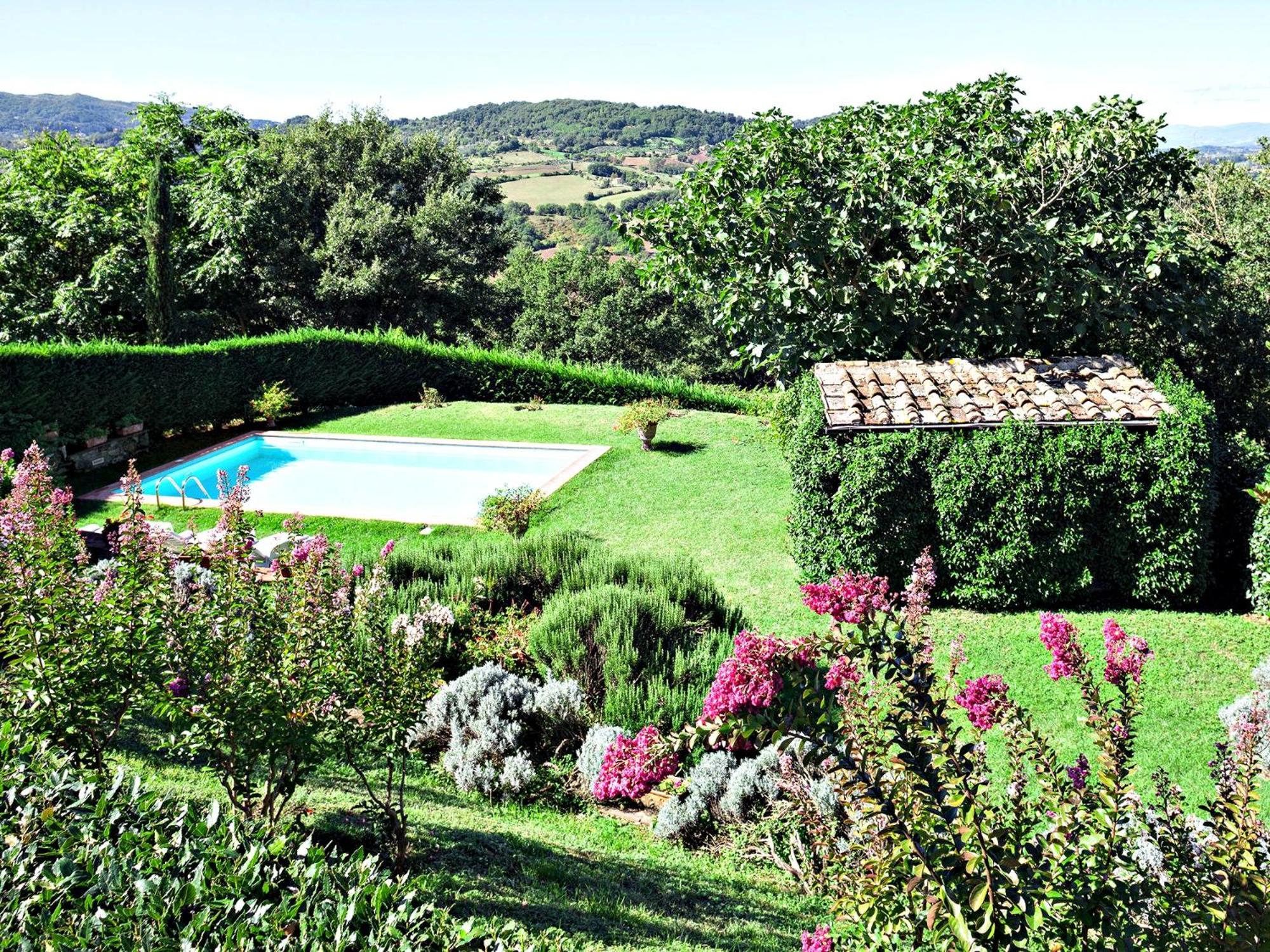 Villa photo 3