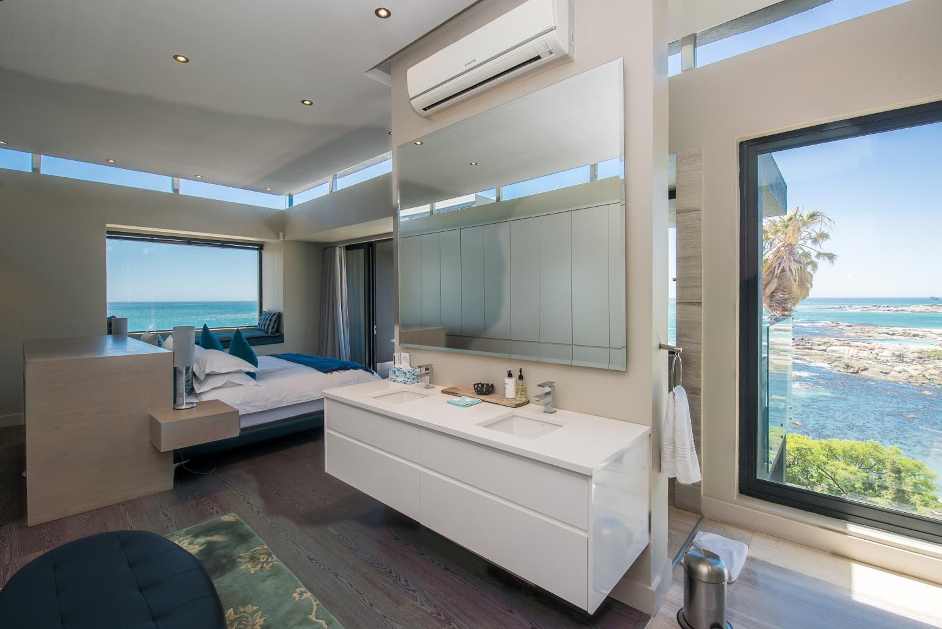 Executive Suite with Sea View - Photo 7