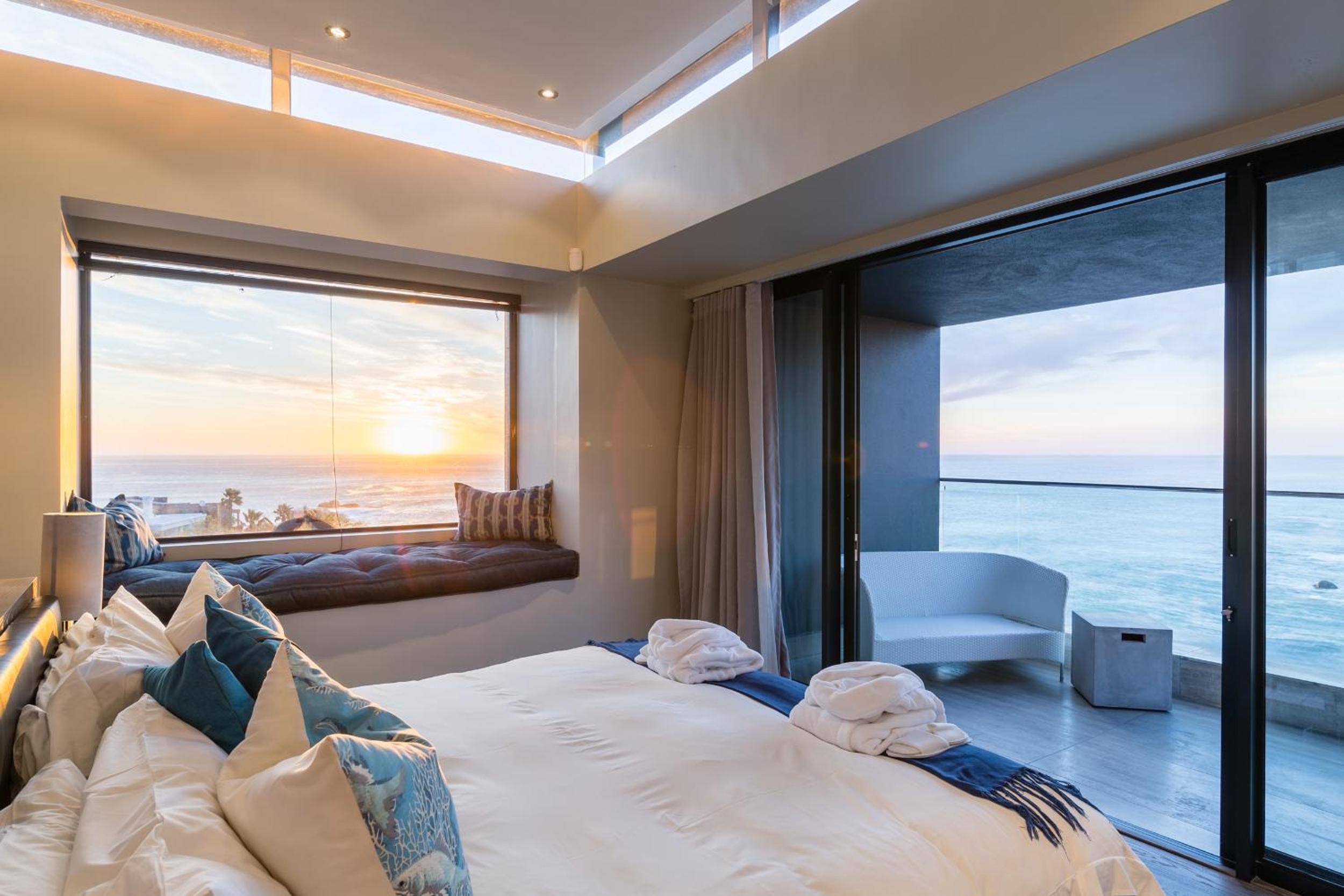 Executive Suite with Sea View - Photo 15