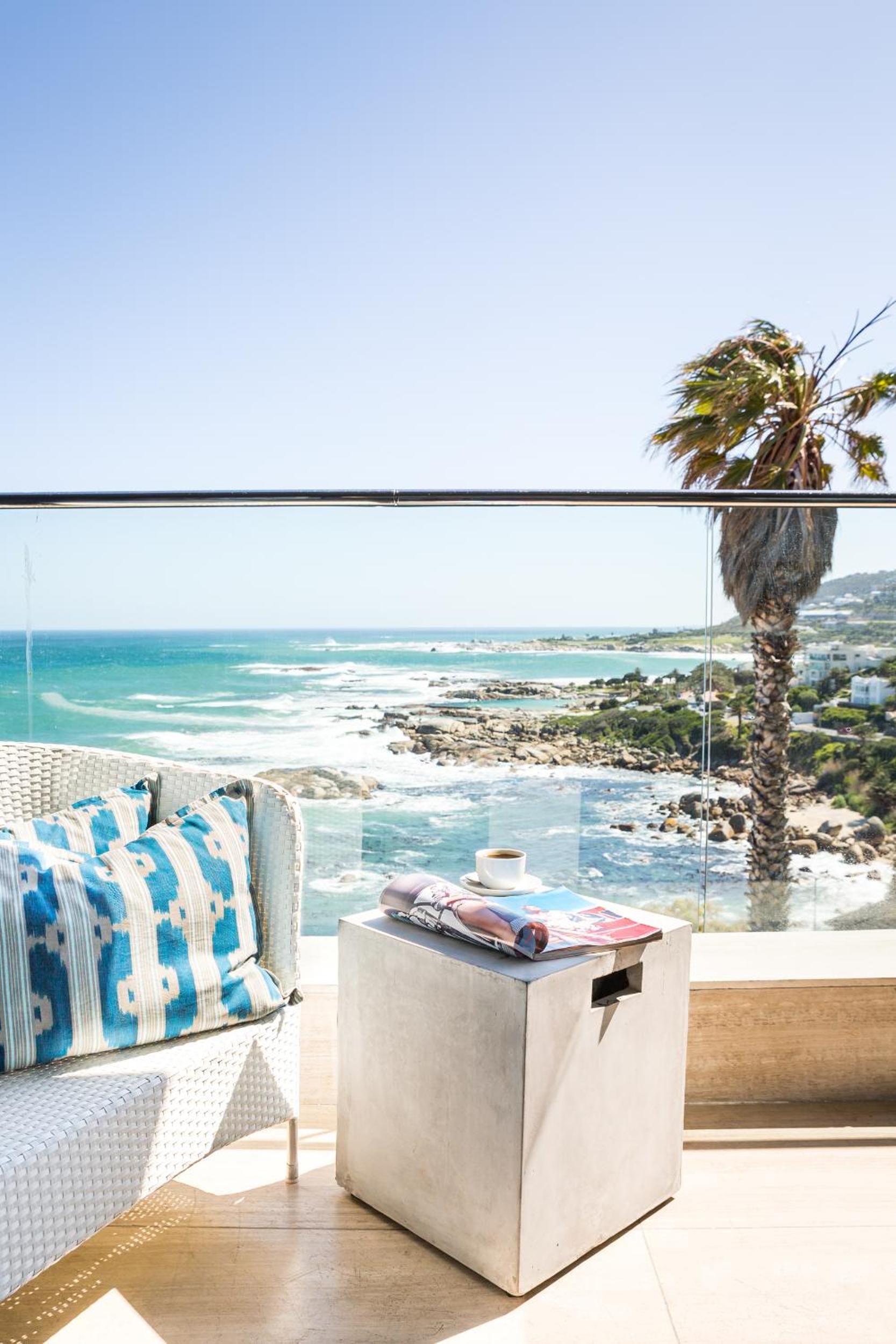 Executive Suite with Sea View - Photo 22