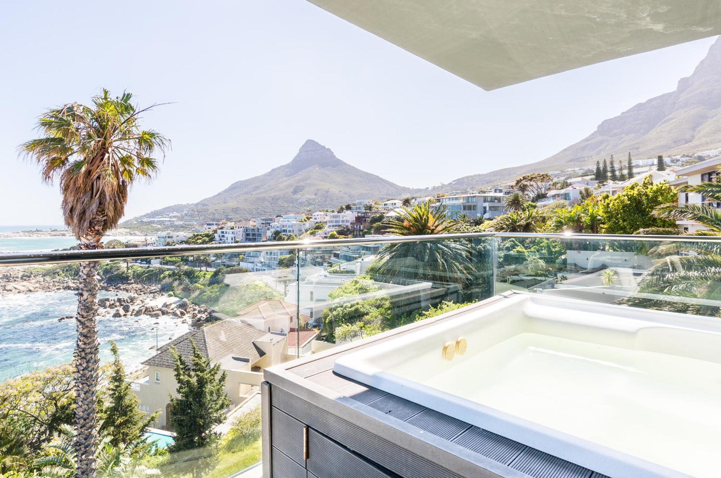 Executive Suite with Sea View - Photo 17