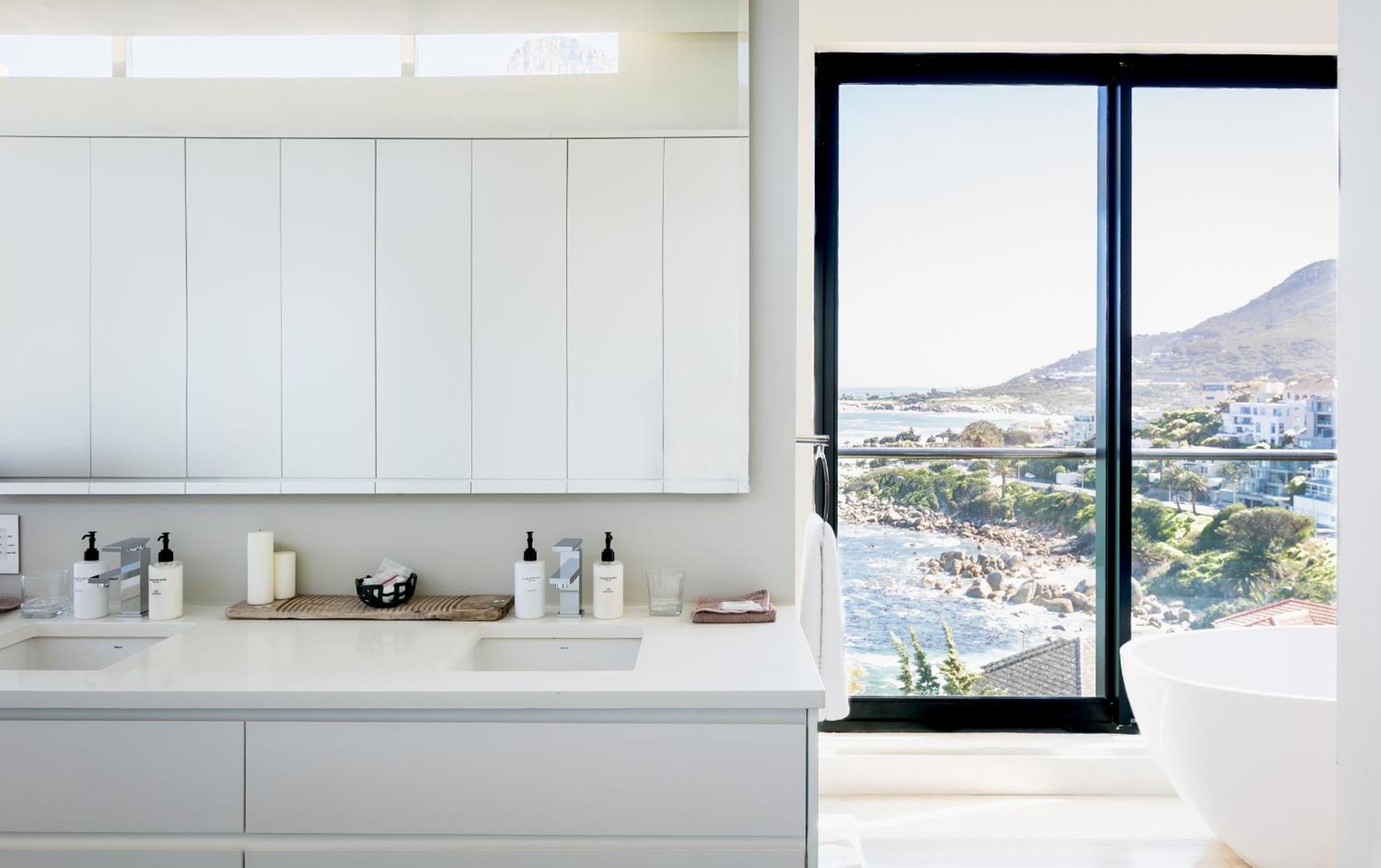 Executive Suite with Sea View - Photo 14