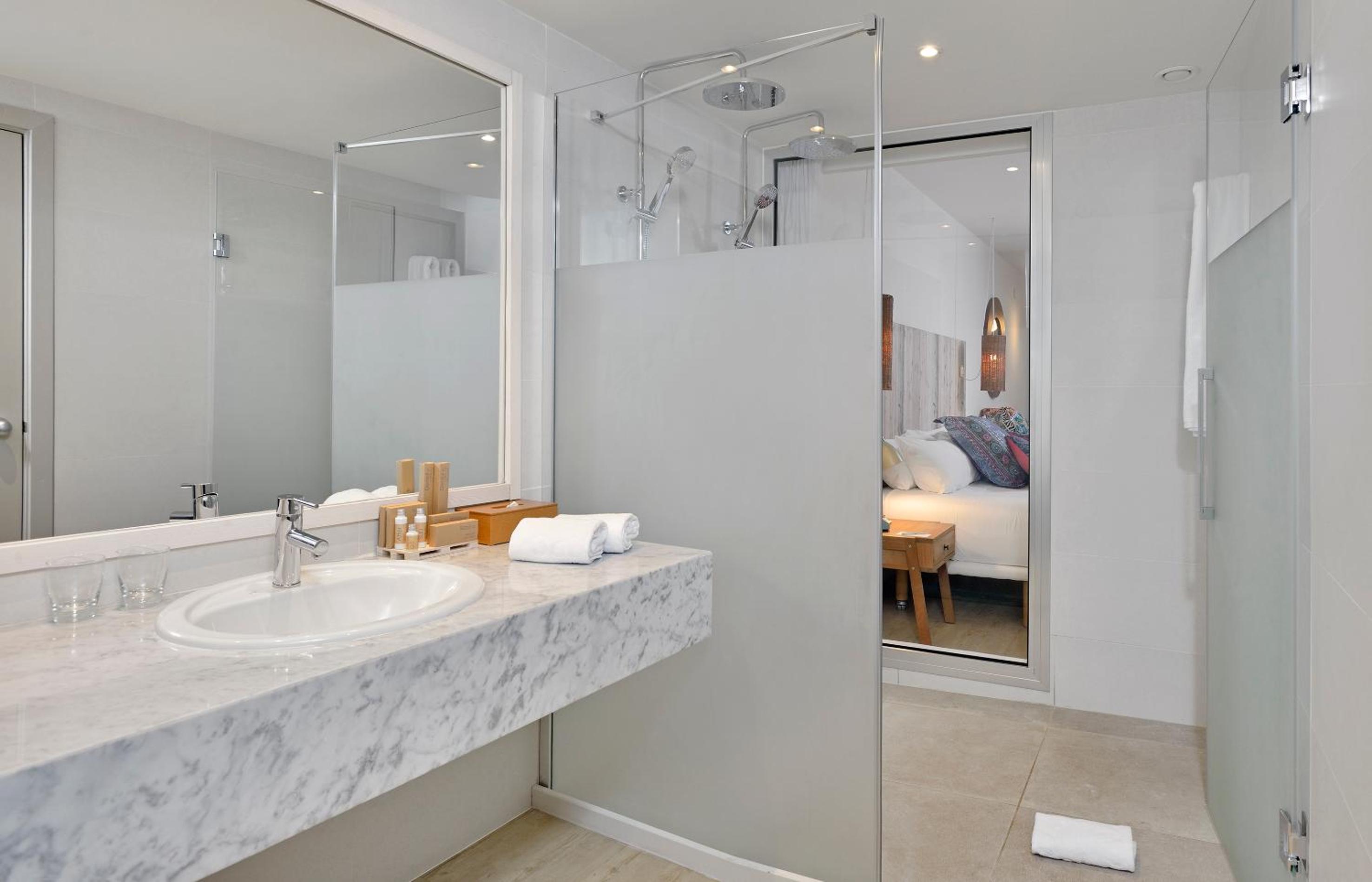 Zel Suite Ocean View thumbnail 5