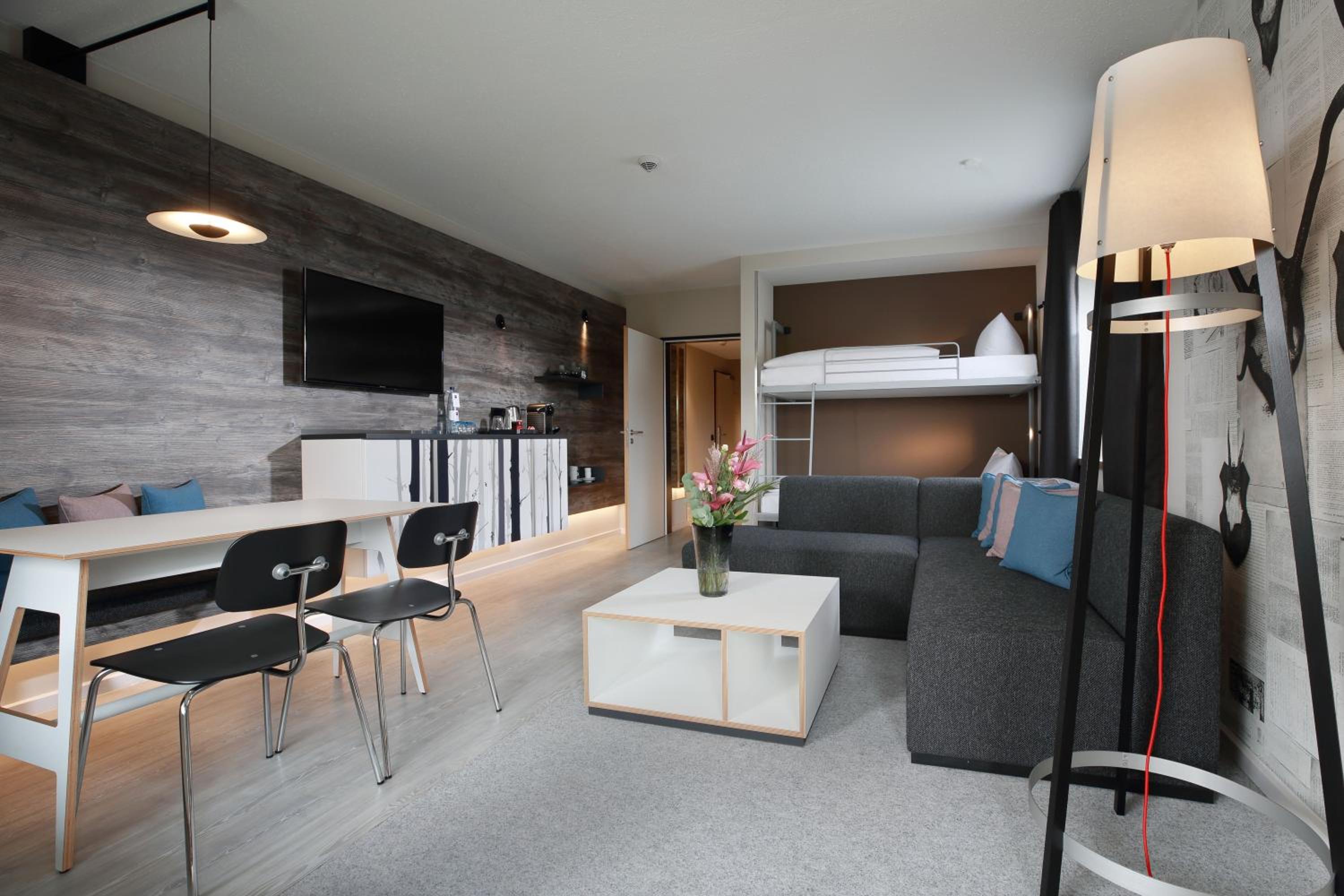 Comfort Apartment - Photo 11