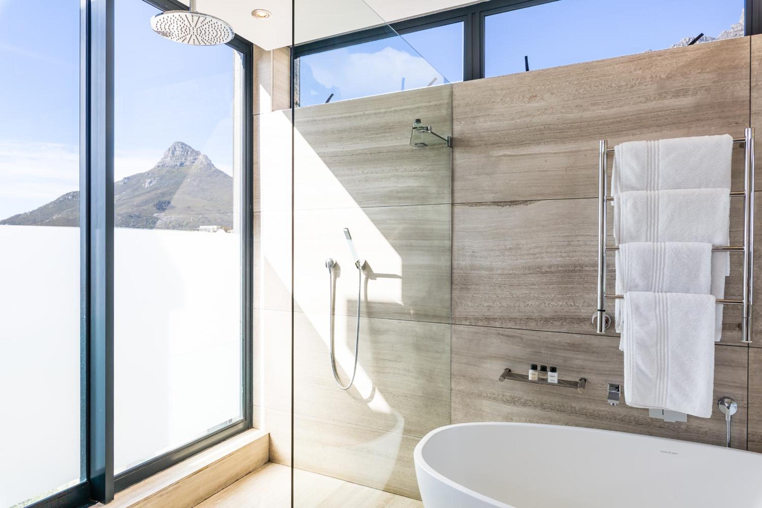 Penthouse Suite - Photo 6