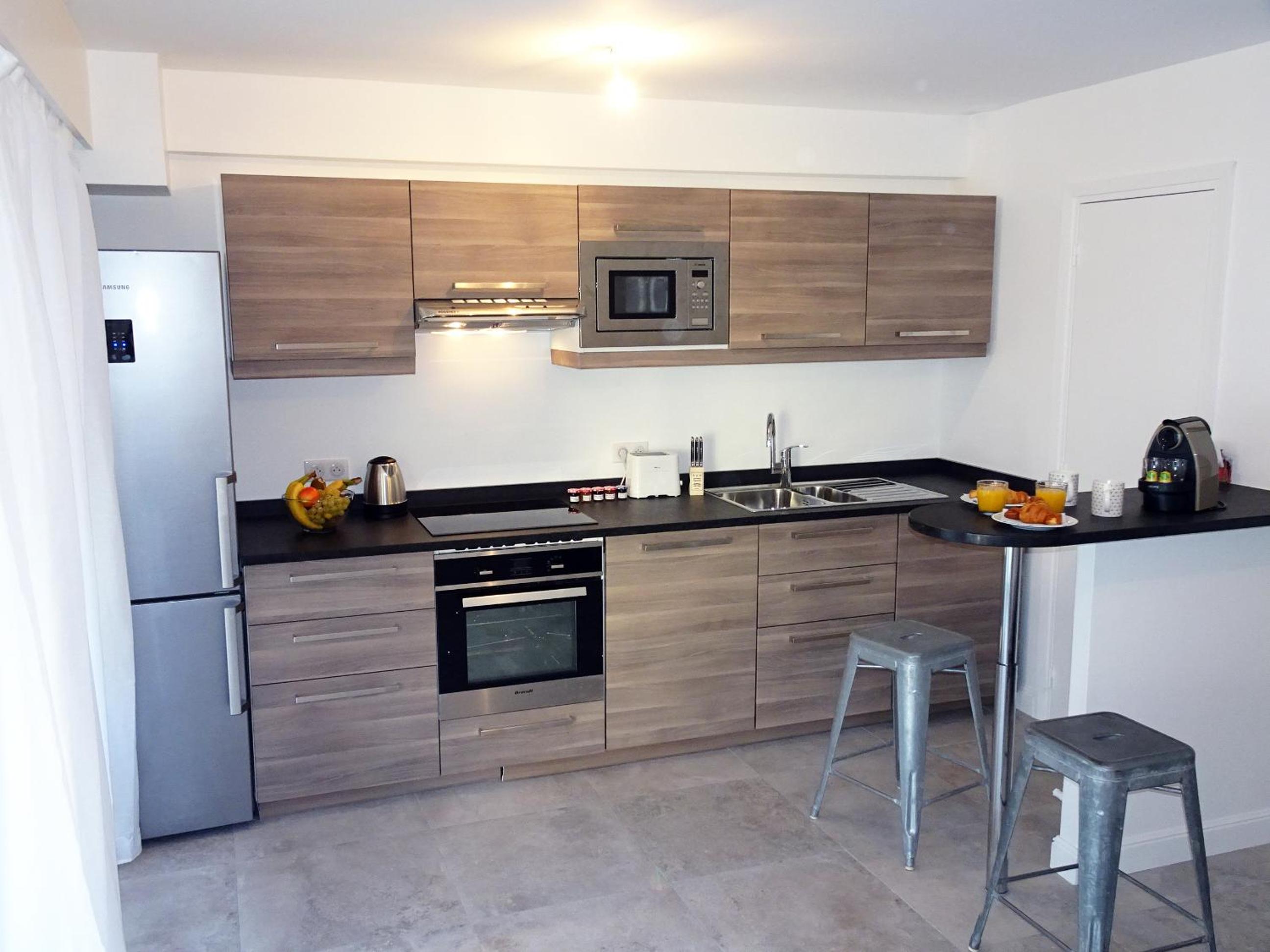 Studio Apartment