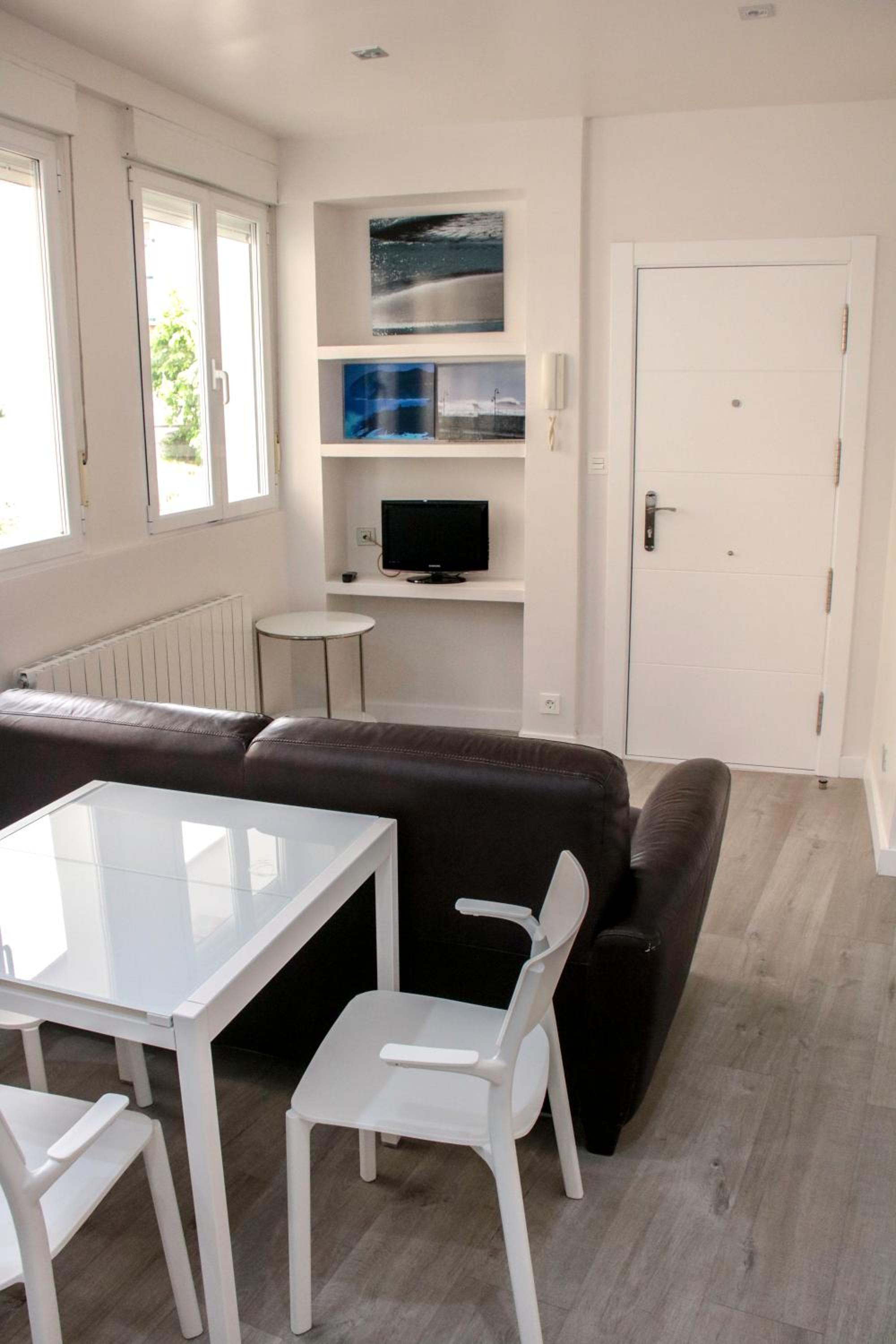 Apartment - Photo 6