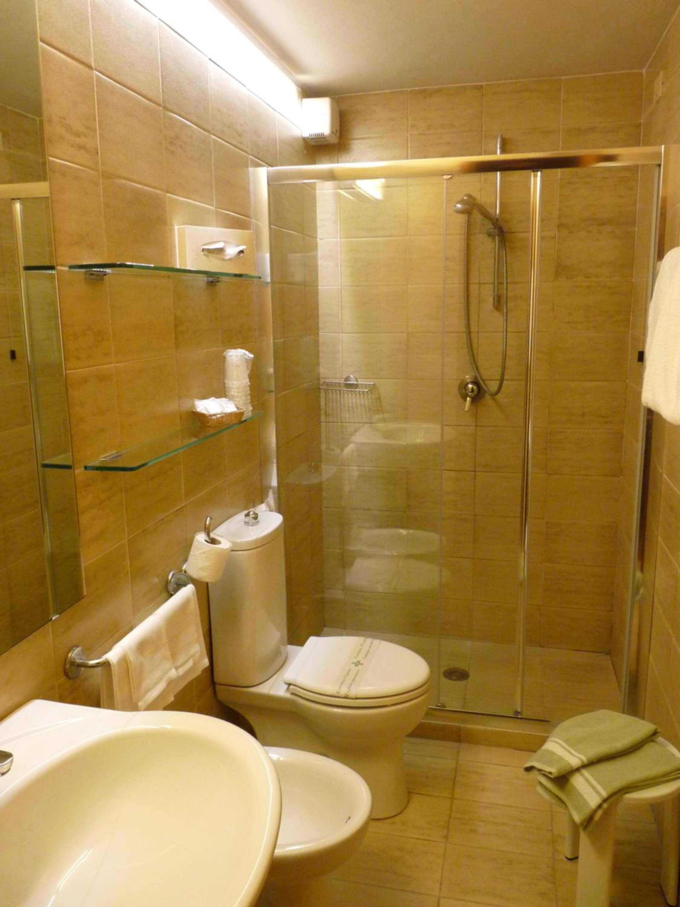 Double or Twin Room photo 2