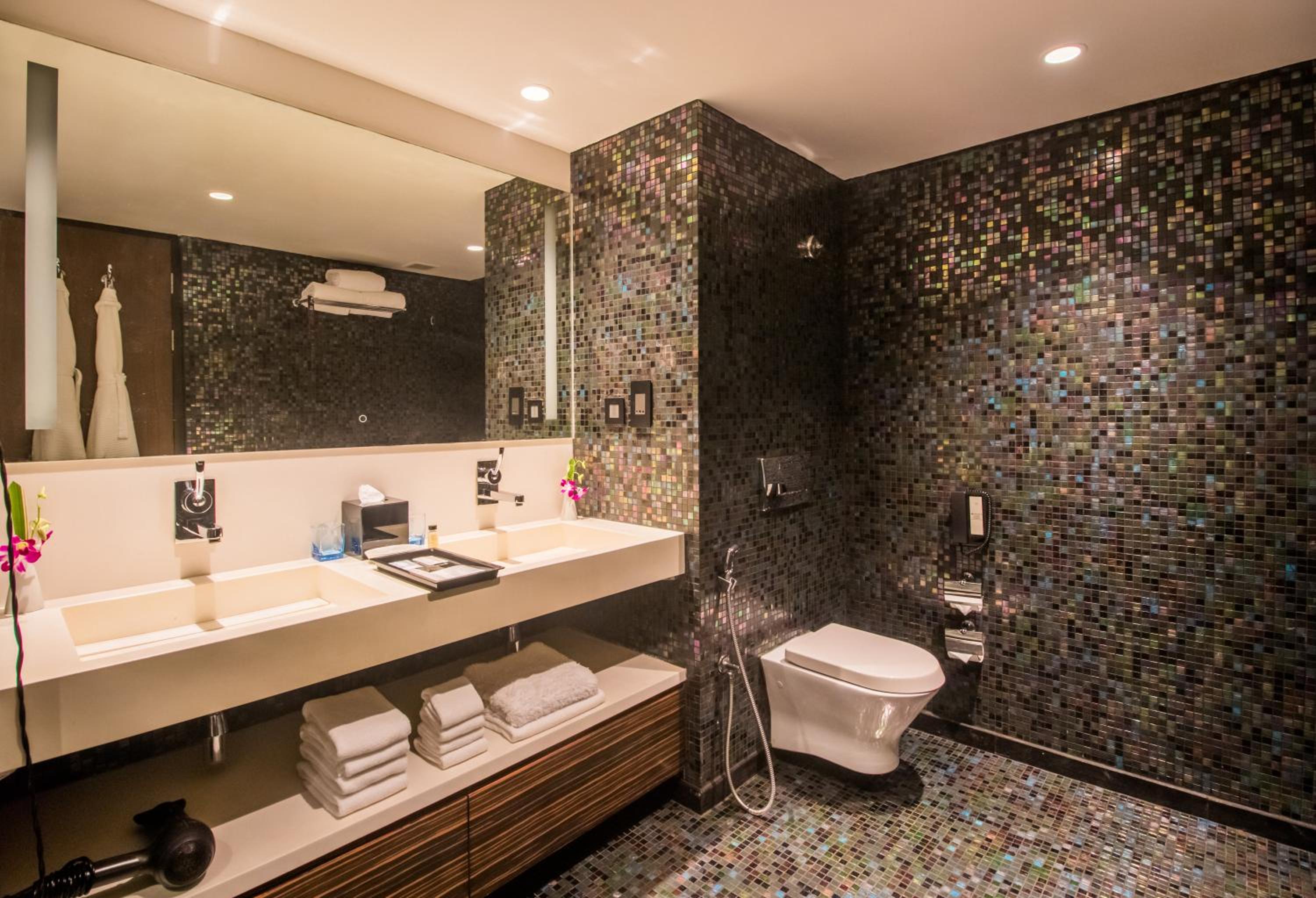 Superior Double Room Garden View (Contact-less Check in Available) – 10% Discount of Food & Beverages and SPA Superior Double Room Garden View (Contact-less Check in Available) – 10% Discount of Food & Beverages and SPA