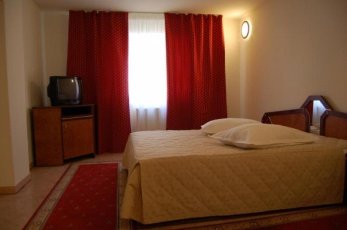 Double Room - Photo 4