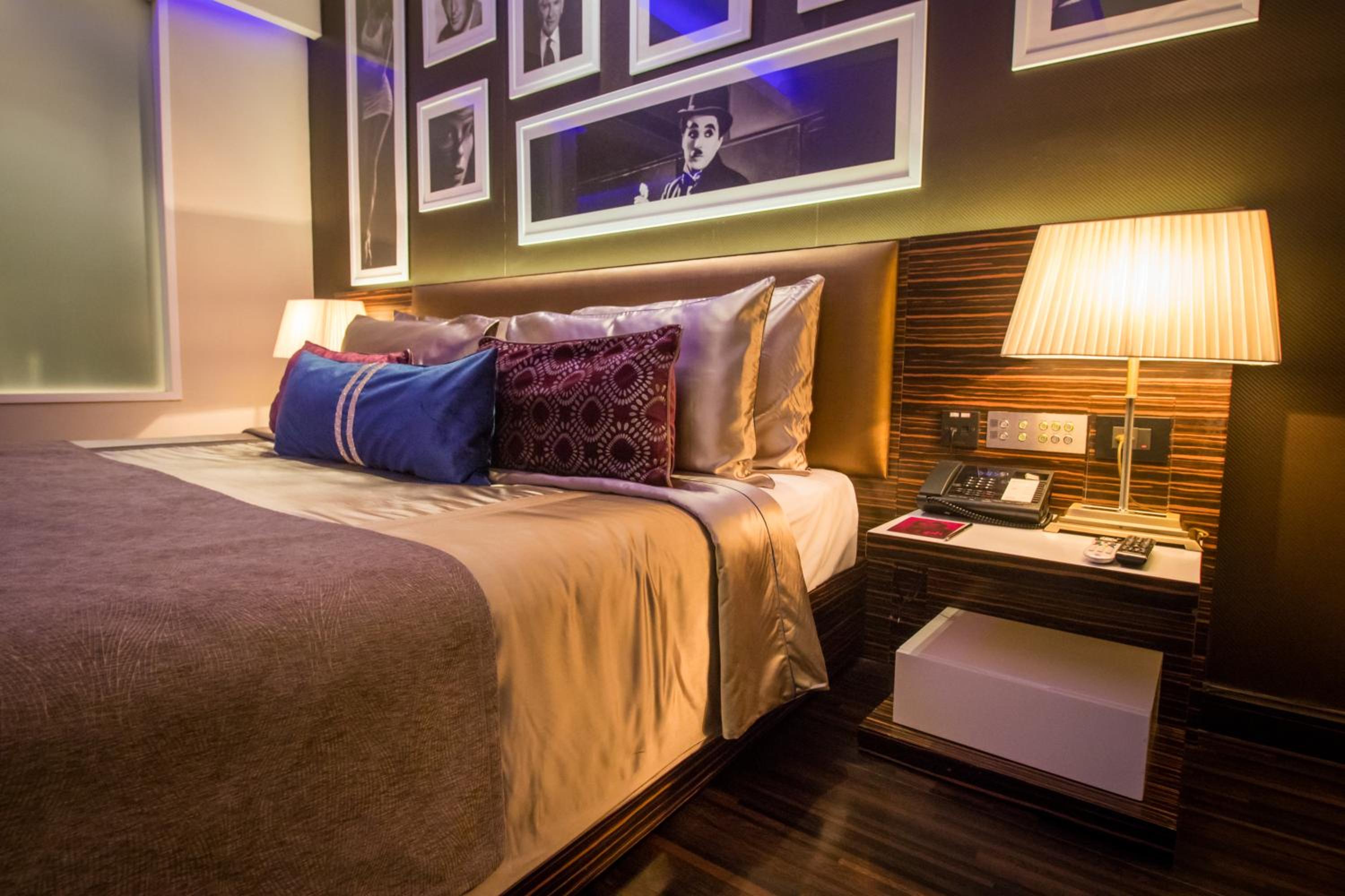 Luxury Pool View room  - 10% Discount of Food & Beverages and SPA photo 2