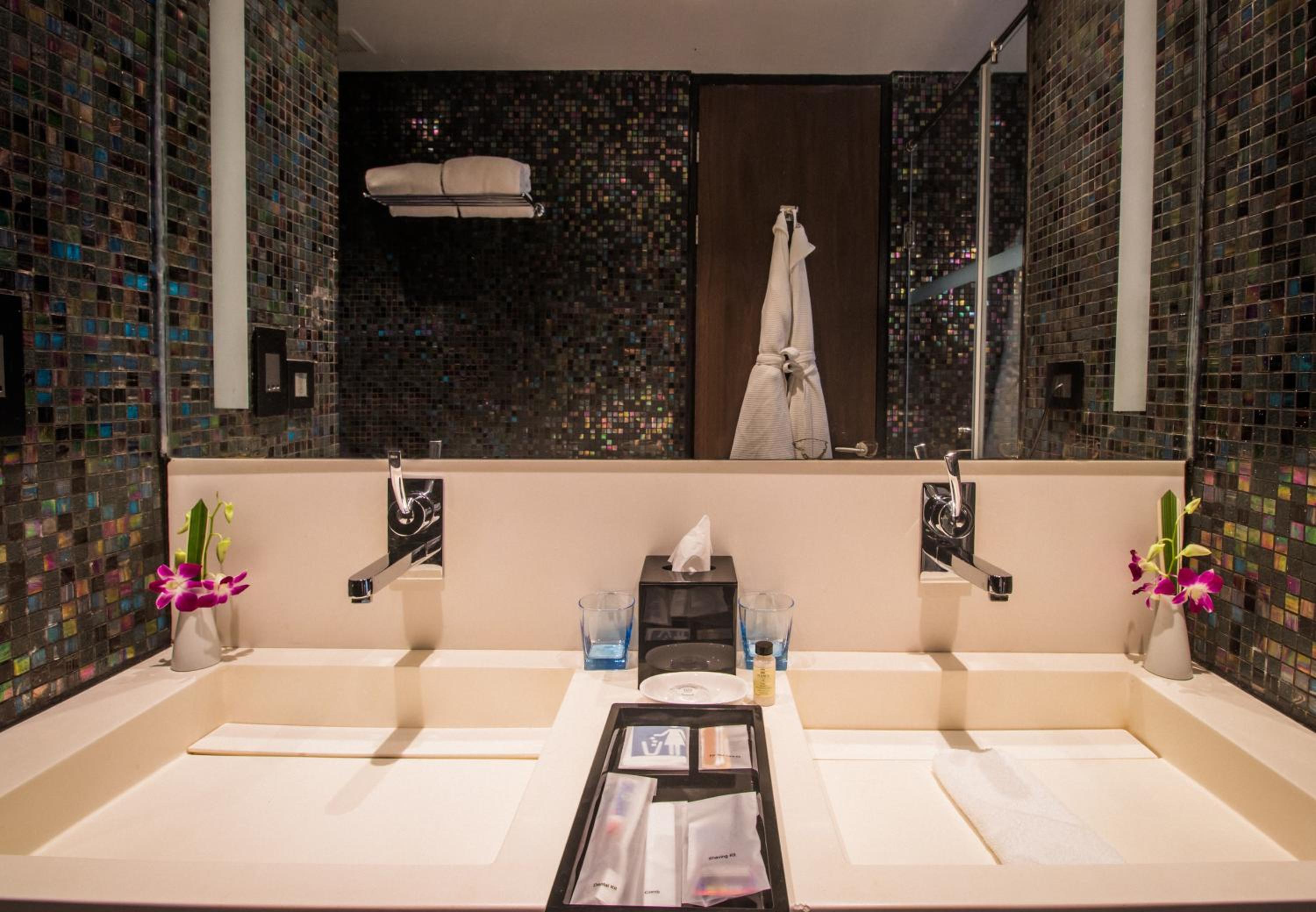 Supreme Partial Sea View Room (Contact-less Check in Available) - 10% Discount of Food & Beverages and SPA photo 2