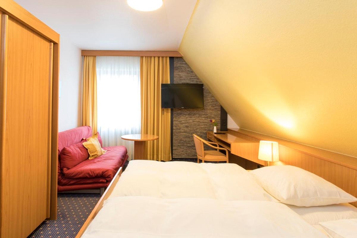 Double Room - Photo 4