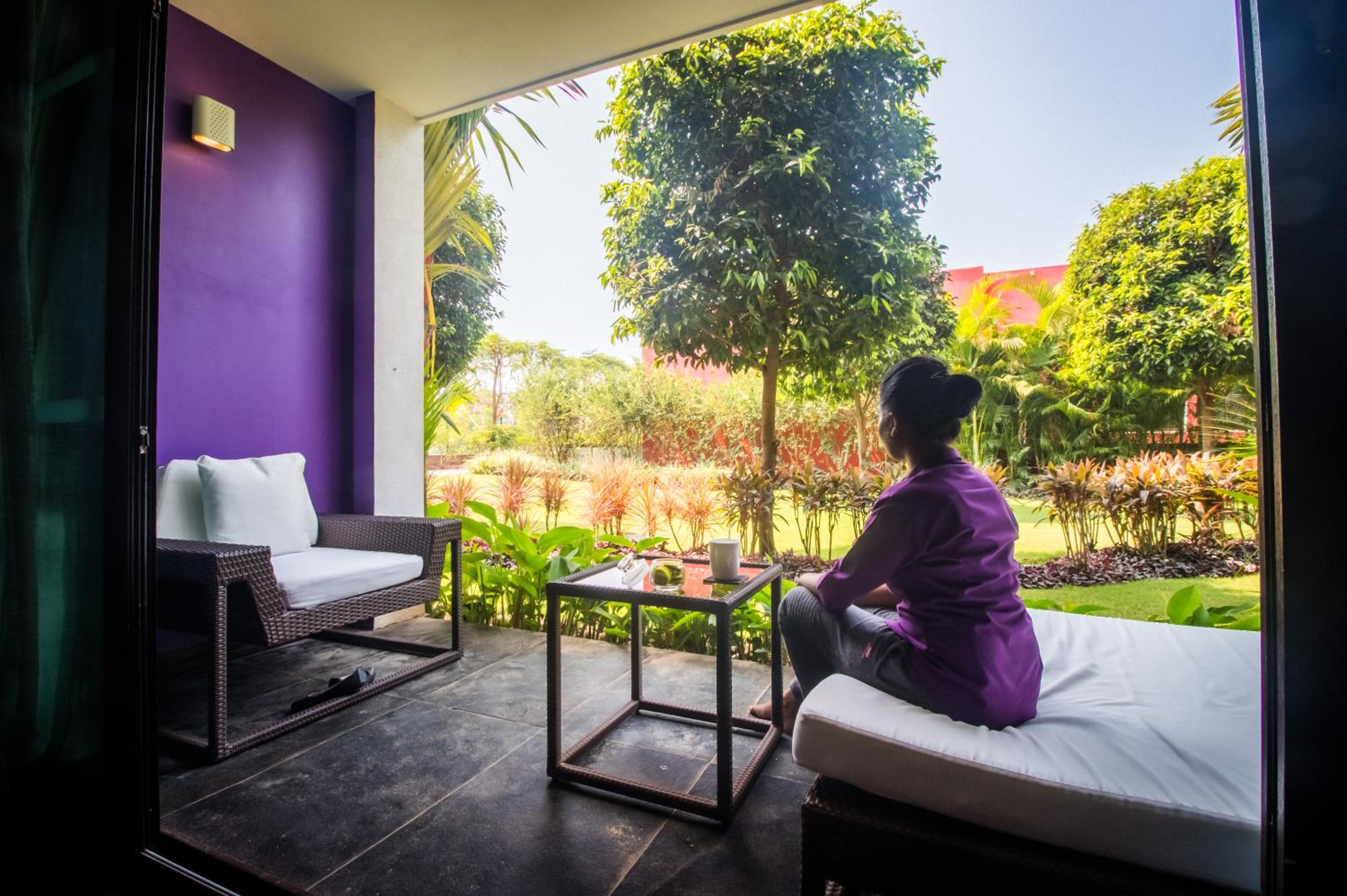 Superior Double Room Garden View (Contact-less Check in Available) – 10% Discount of Food & Beverages and SPA Superior Double Room Garden View (Contact-less Check in Available) – 10% Discount of Food & Beverages and SPA