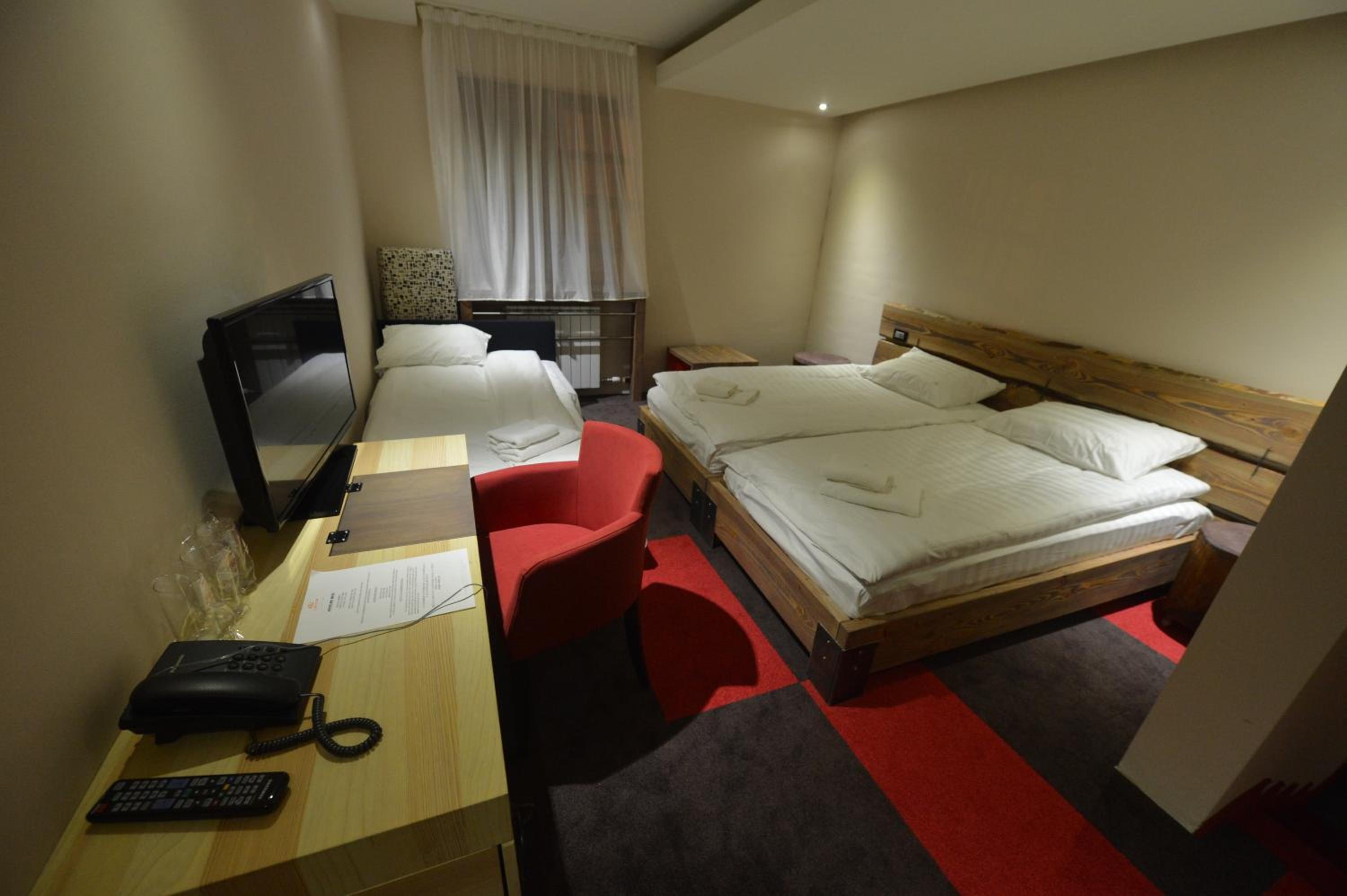 Triple Room photo 2