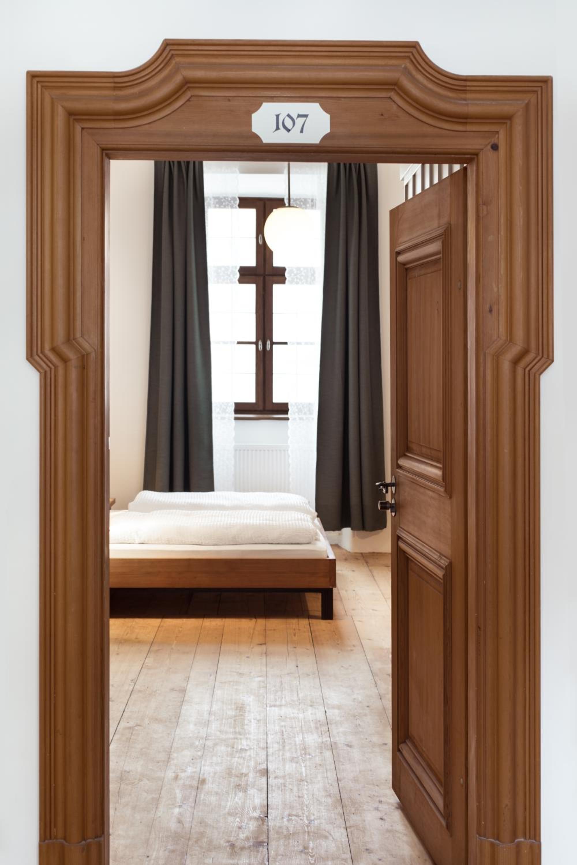 Double Room - Photo 3