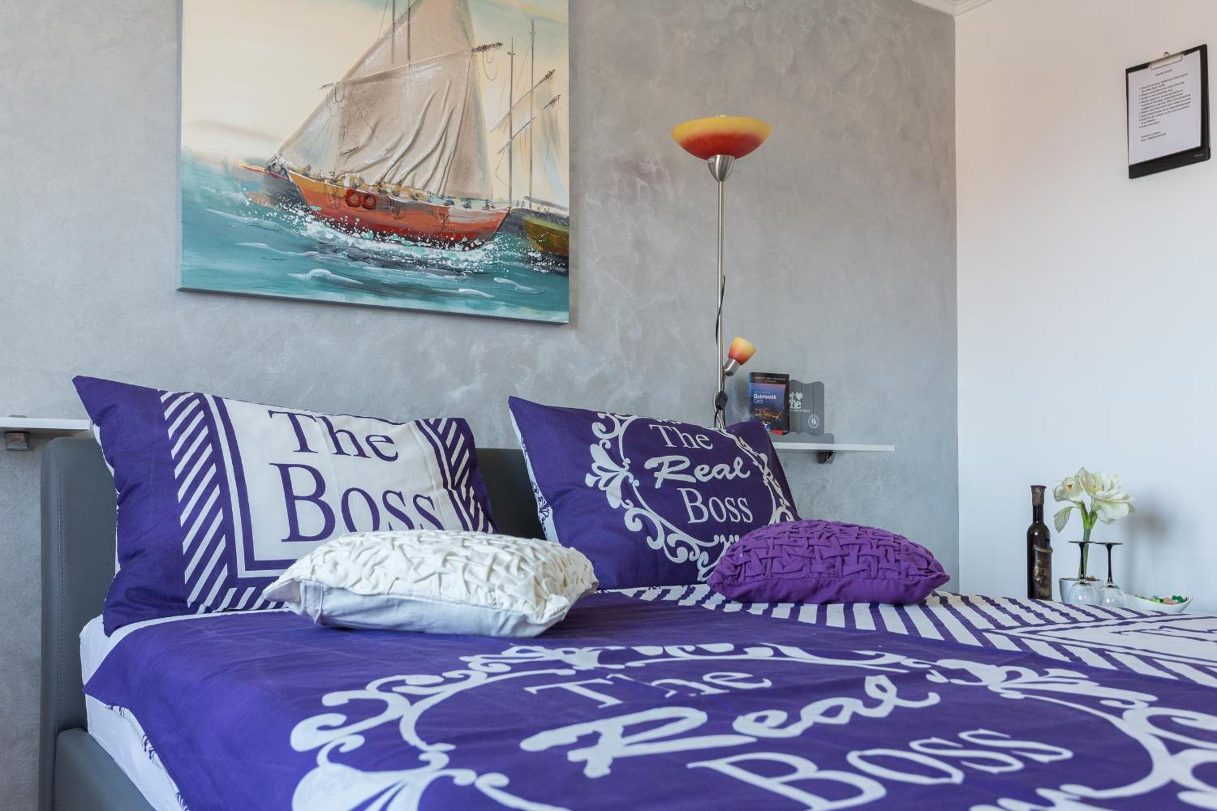 Double Room with Shared Bathroom photo 1